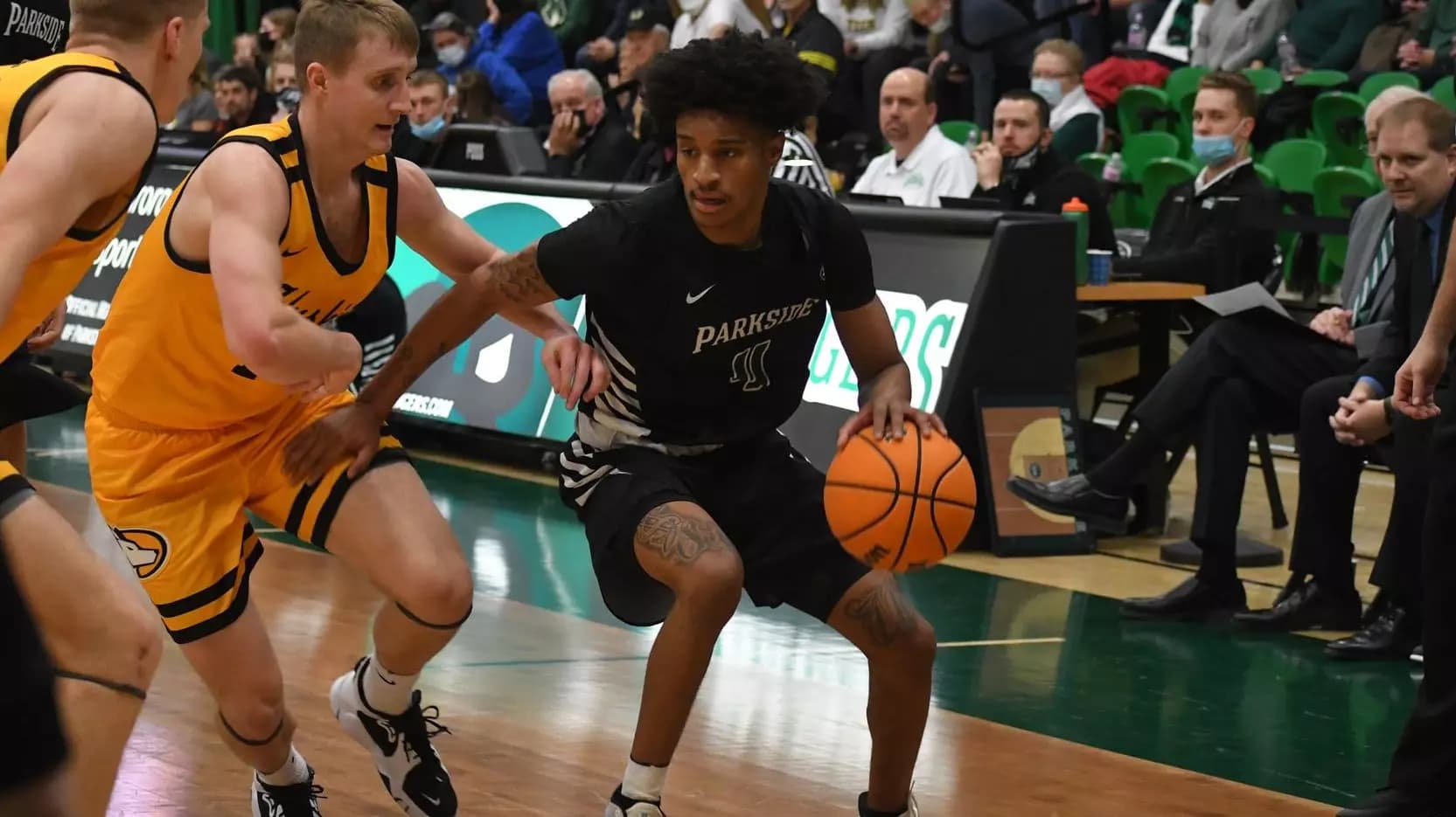 Tray Croft, first Rouen signing for 2025-2026