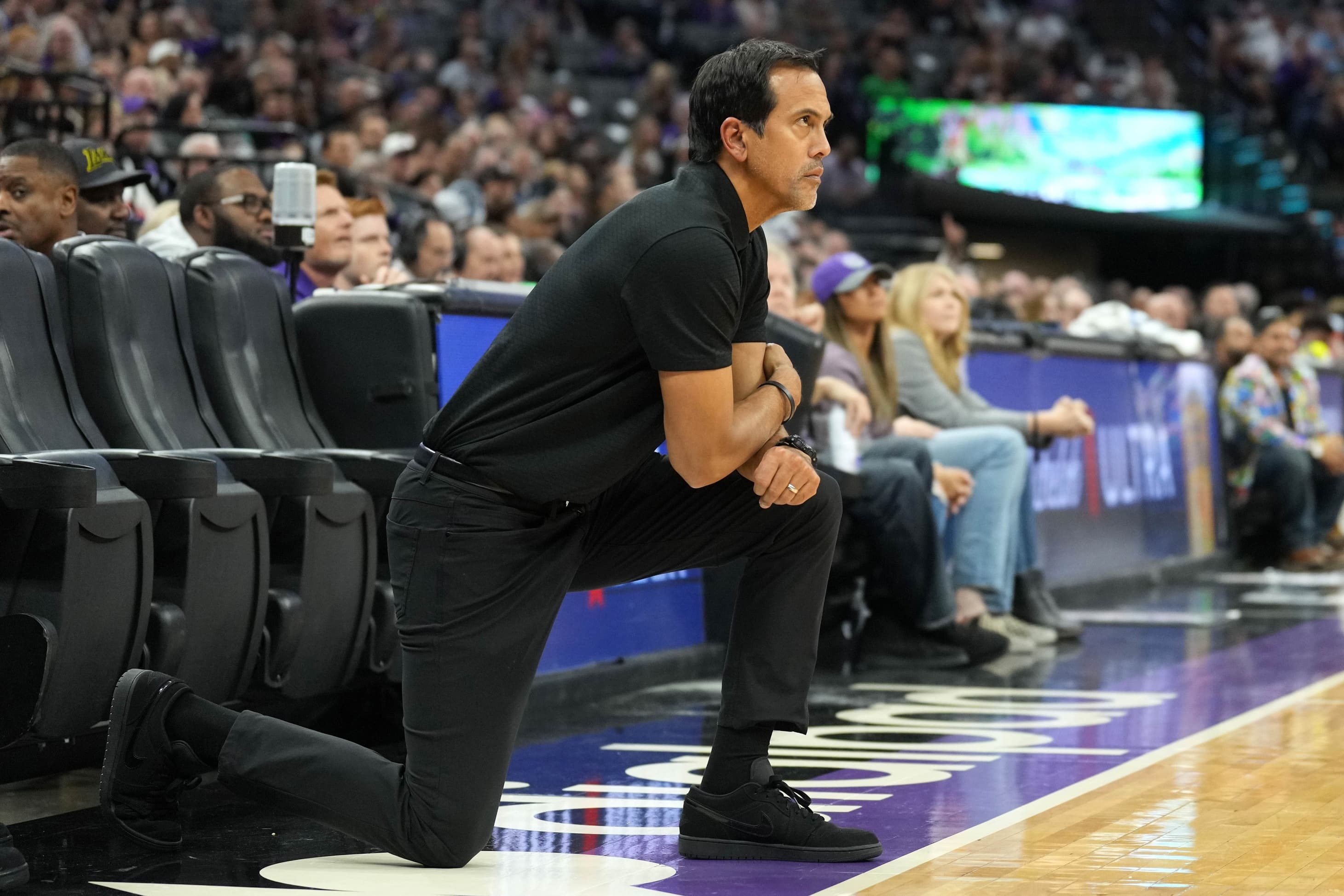 Erik Spoelstra Slams LaMelo Ball’s « Stupid Play » After Bam Adebayo Injury in Heat’s Playoff Elimination