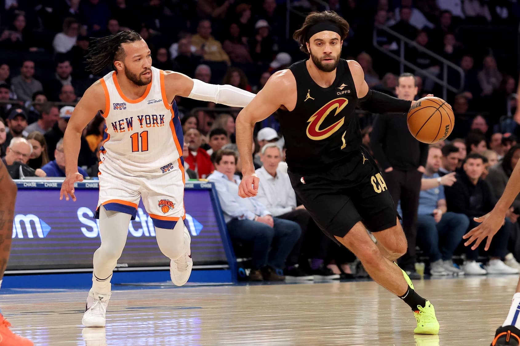 Tough blow for Max Strus: at least another month out after foot surgery