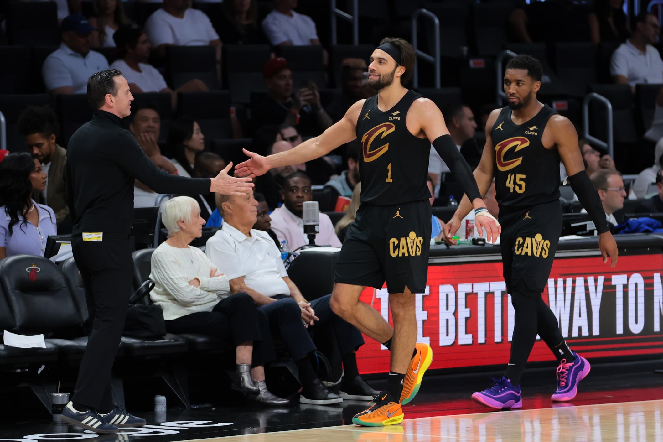 Cleveland Cavaliers lose one of their best shooters for at least 3 months, a first setback for title contenders