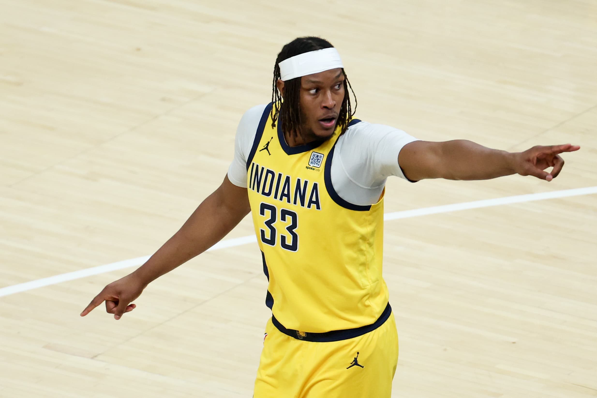 Myles Turner signs with Bucks for $107 million, Milwaukee waives Damian Lillard