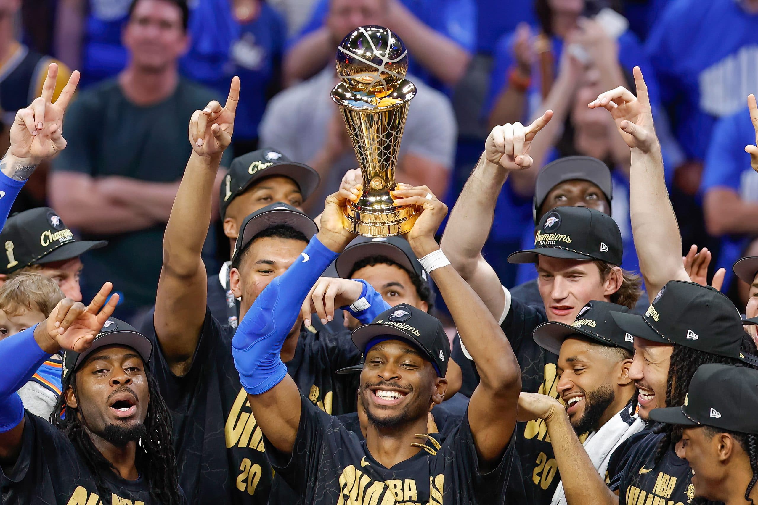 Shai Gilgeous-Alexander signs record $285 million extension with Thunder