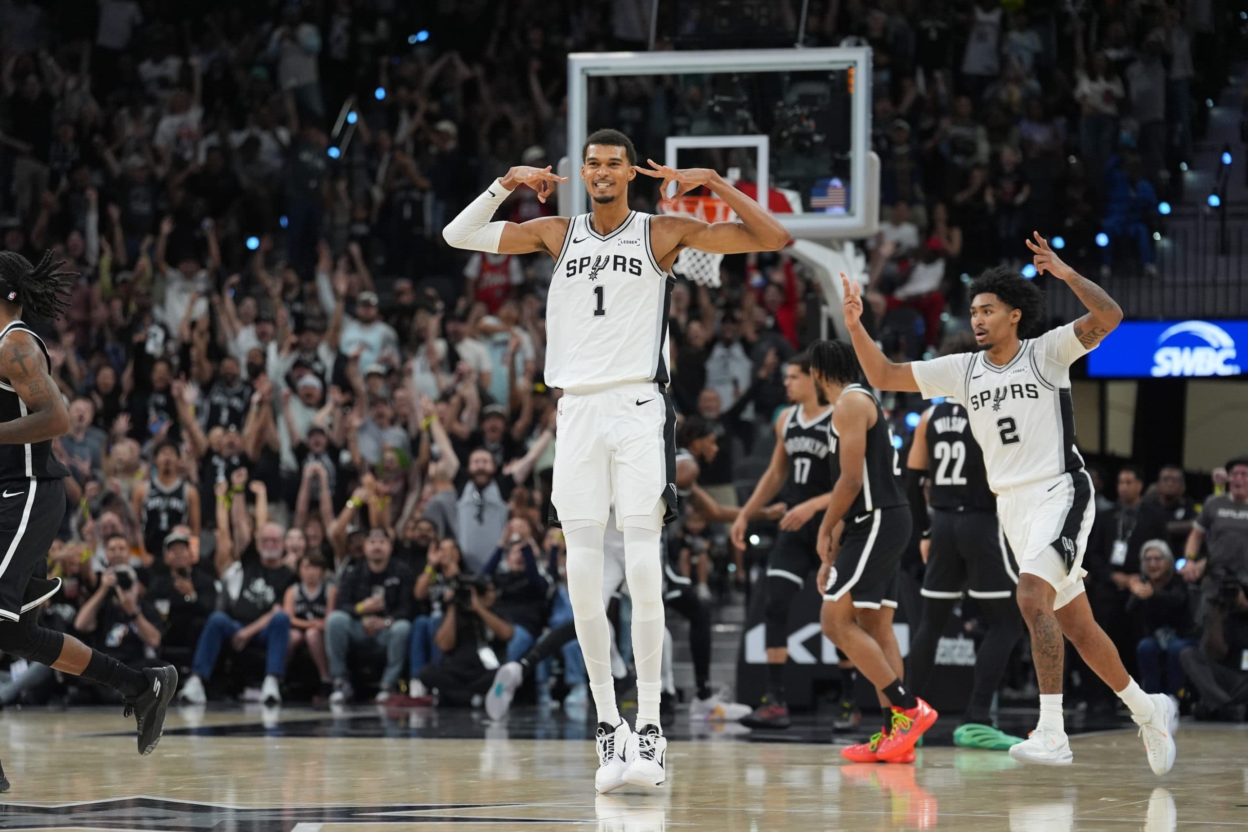 Victor Wembanyama leads Spurs to third straight victory against the Nets