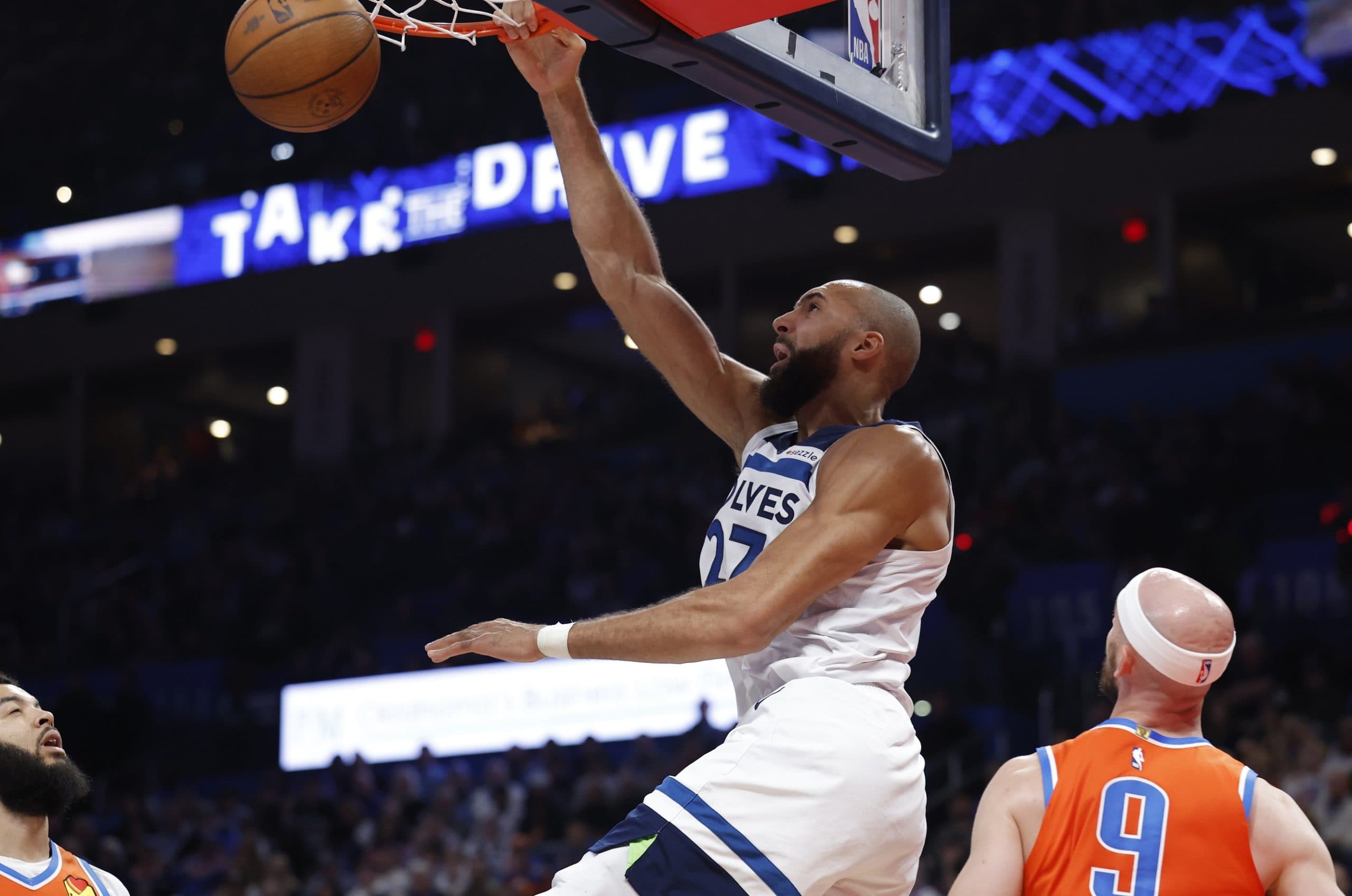 Minnesota suffers 3rd straight defeat, Rudy Gobert held to 5 points against unstoppable Thunder