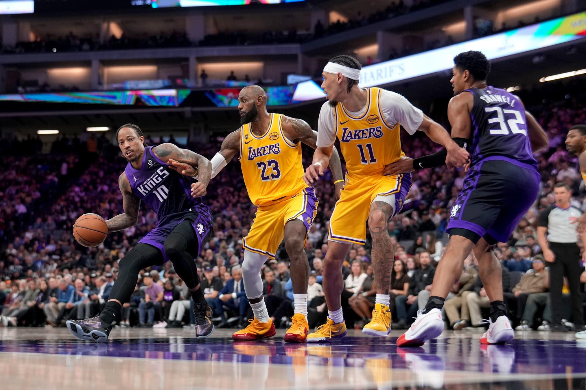 Lakers defeated by Kings: historic 3-point differential