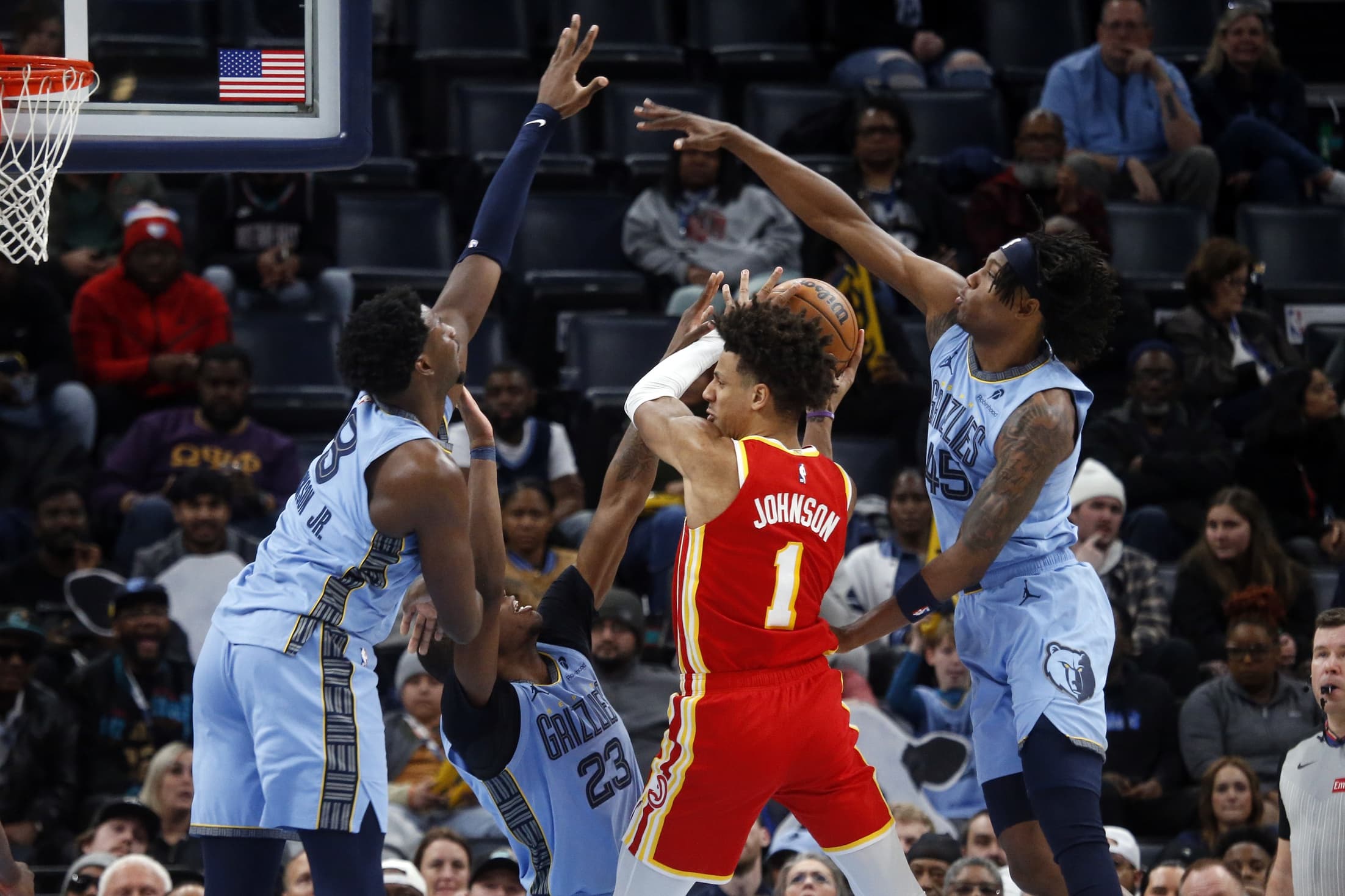 Jalen Johnson leads Atlanta to victory over Memphis with 32 points and 15 rebounds