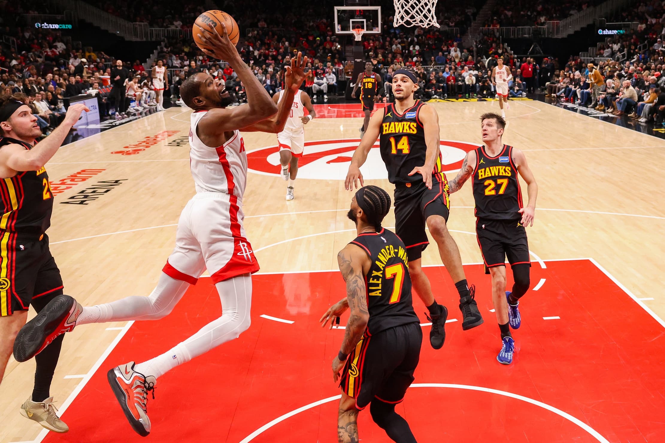 Kevin Durant leads Houston to victory over Atlanta with 31 points