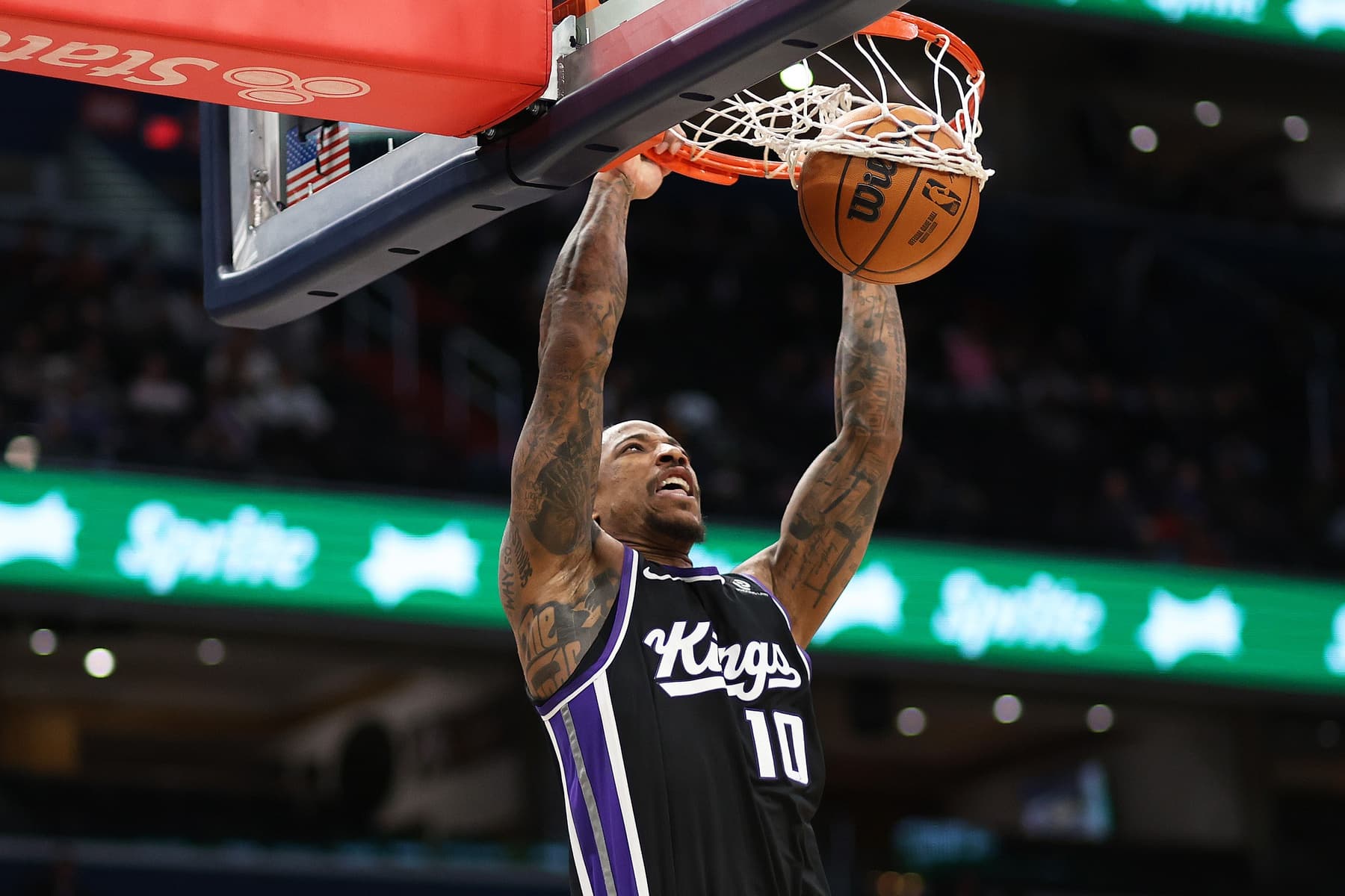 DeMar DeRozan expresses his frustration after the Kings’ 13th consecutive loss