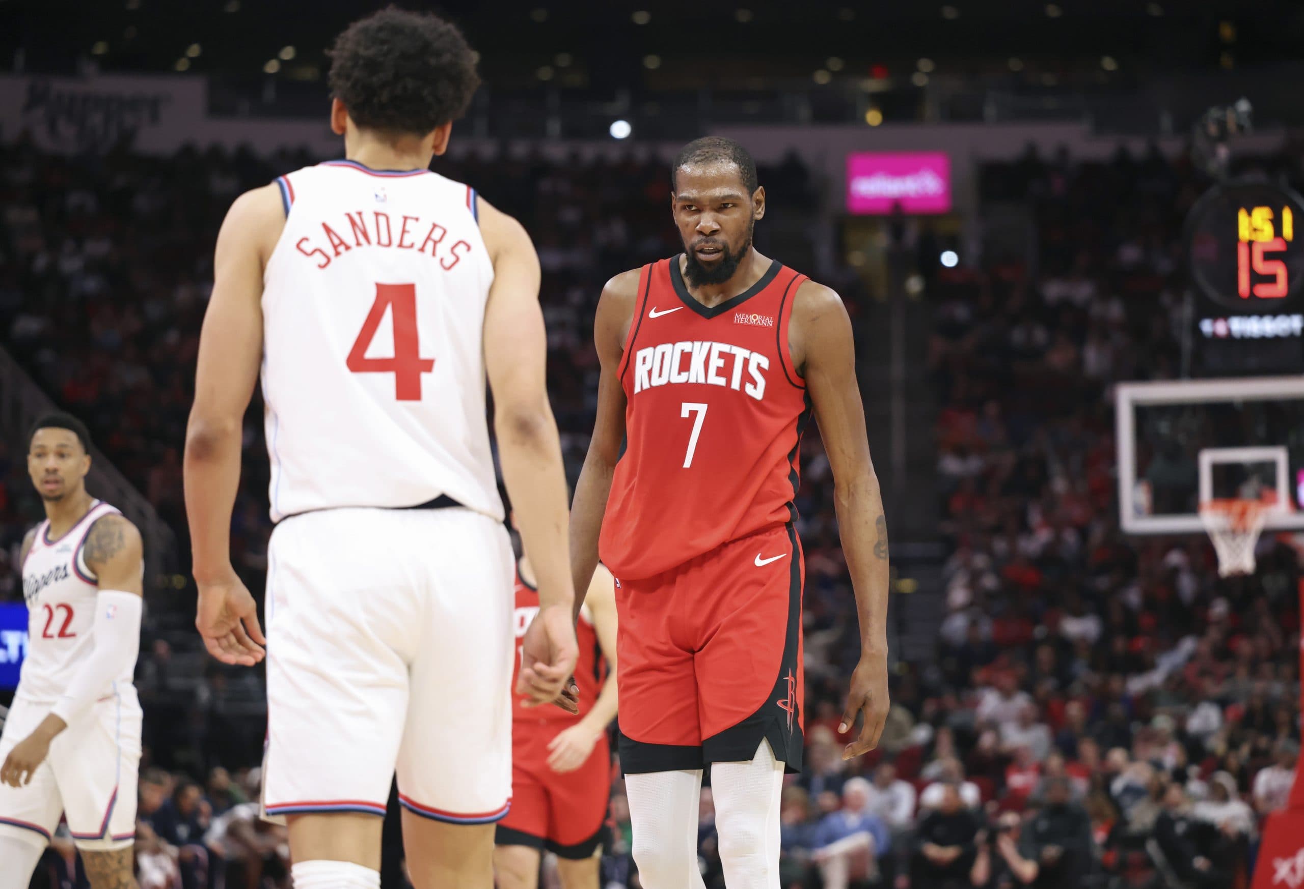 Kevin Durant leads Rockets to victory over Clippers 102-95