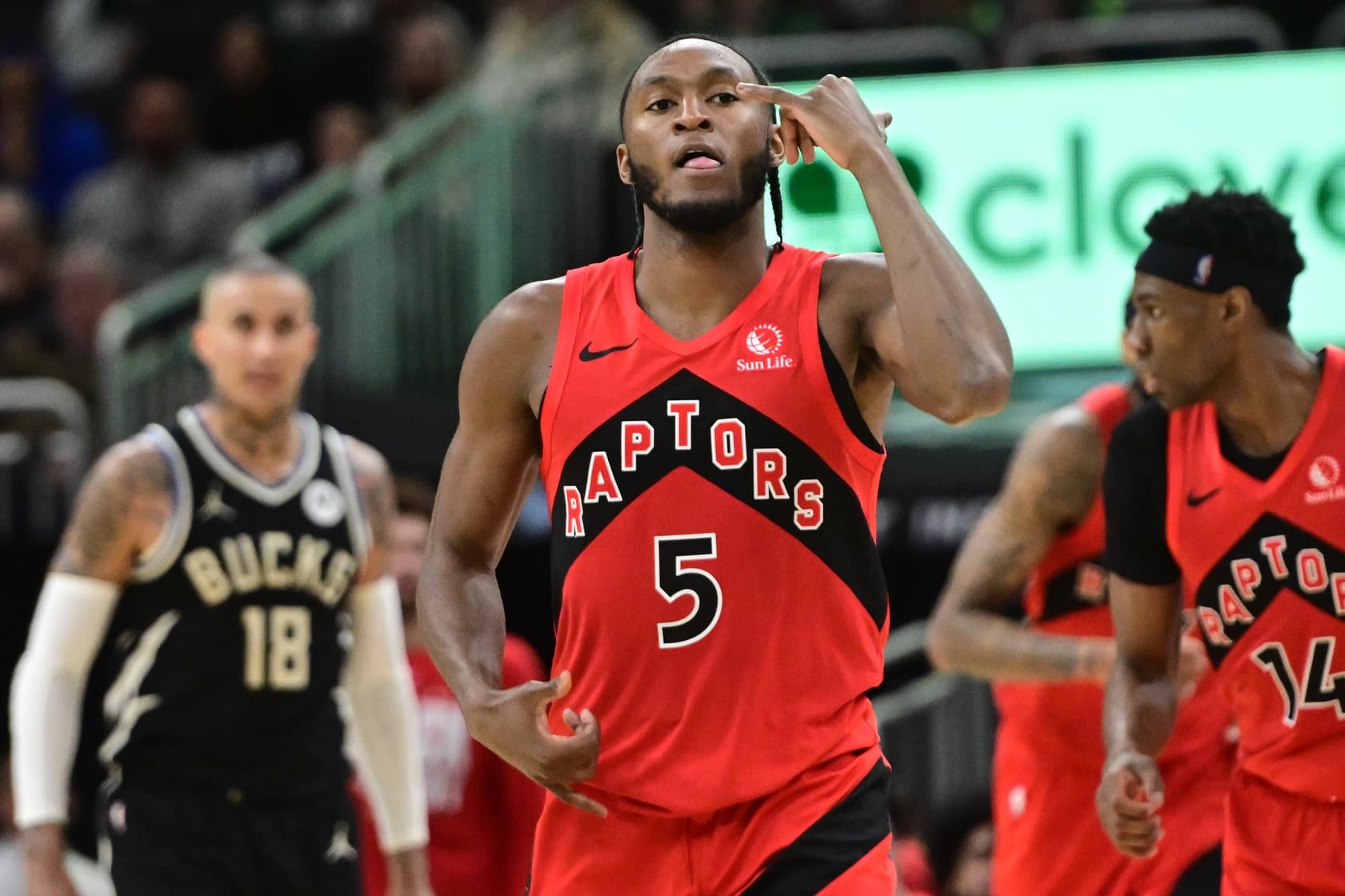 Raptors crush Bucks by 28 points and stop their winning streak