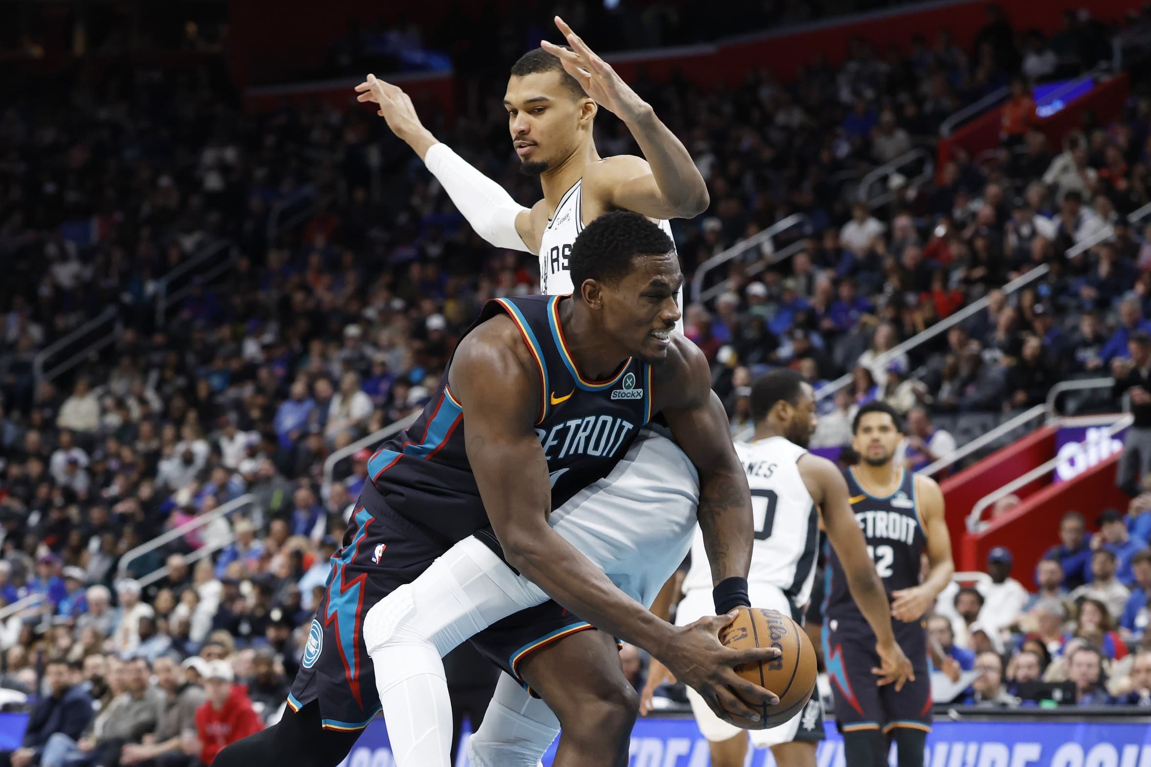 Spurs Dominate Pistons in Potential NBA Finals Preview