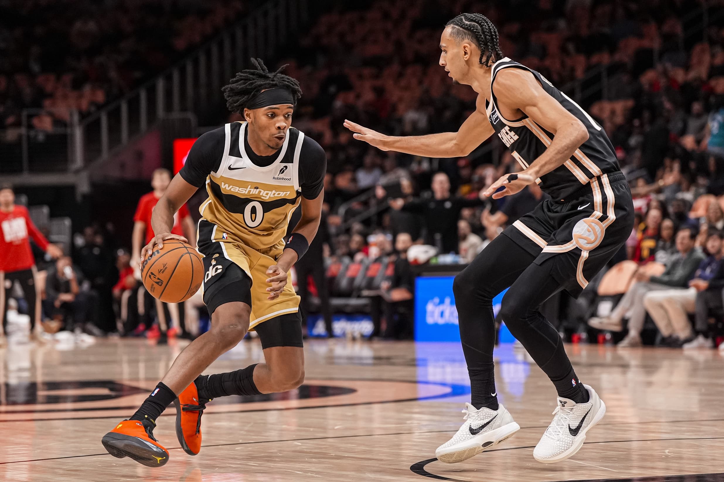 Hawks Blow Out Wizards Behind McCollum, Kispert