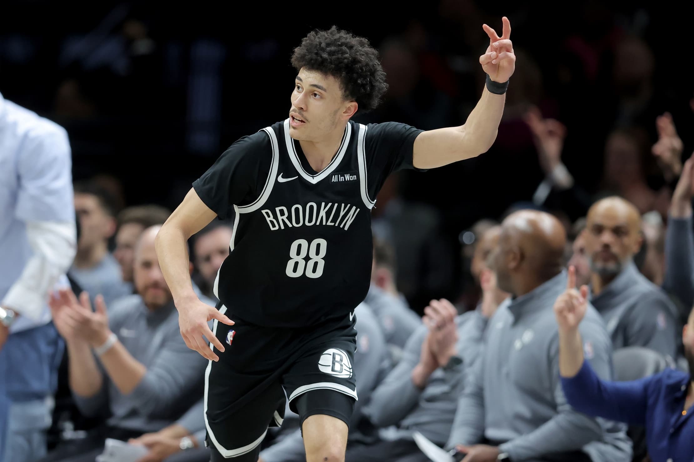 Sharpe and Agbaji lead Nets to Victory Against Depleted Grizzlies
