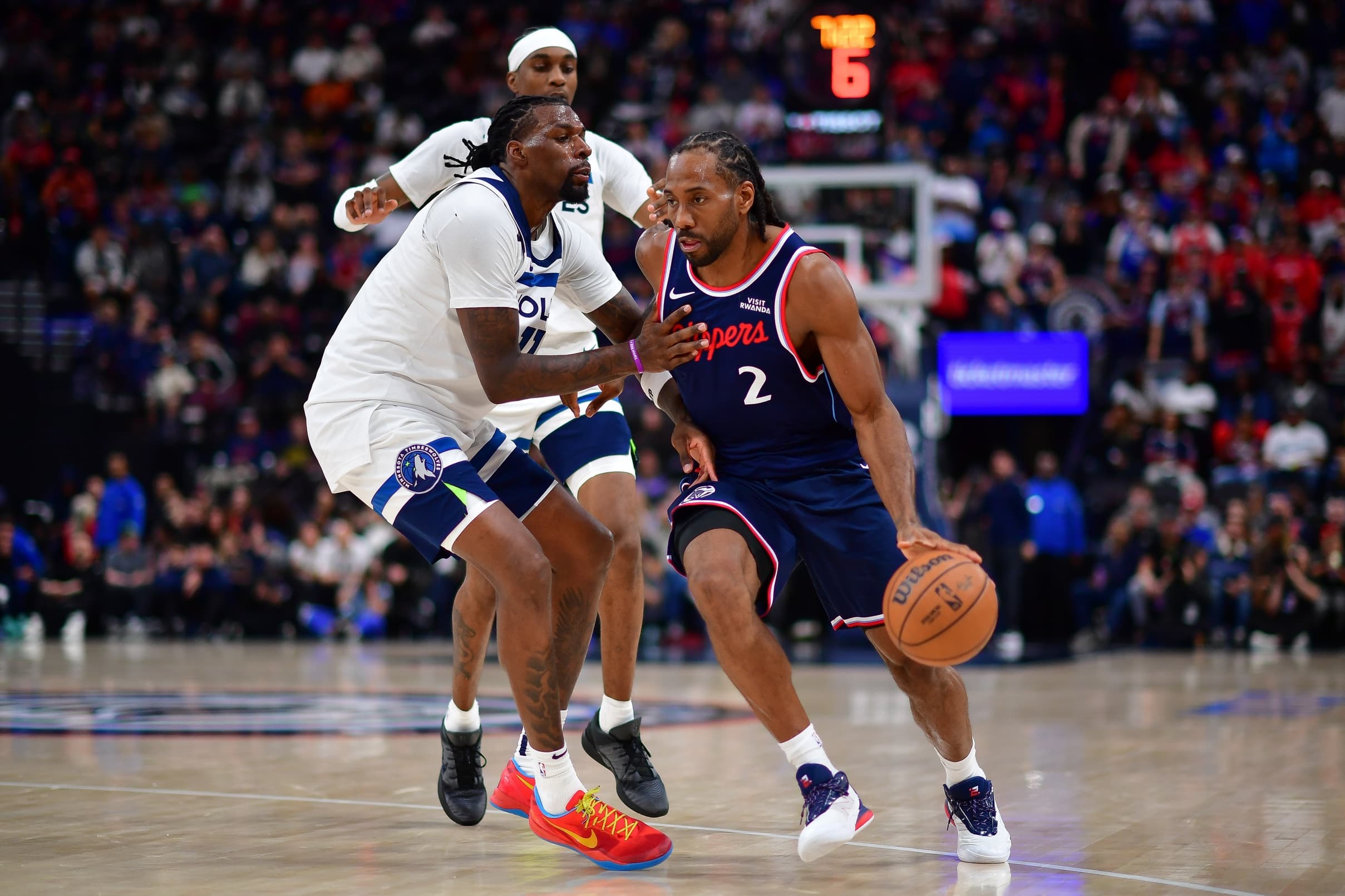 Kawhi Leonard drops 45 points in Clippers victory over Minnesota