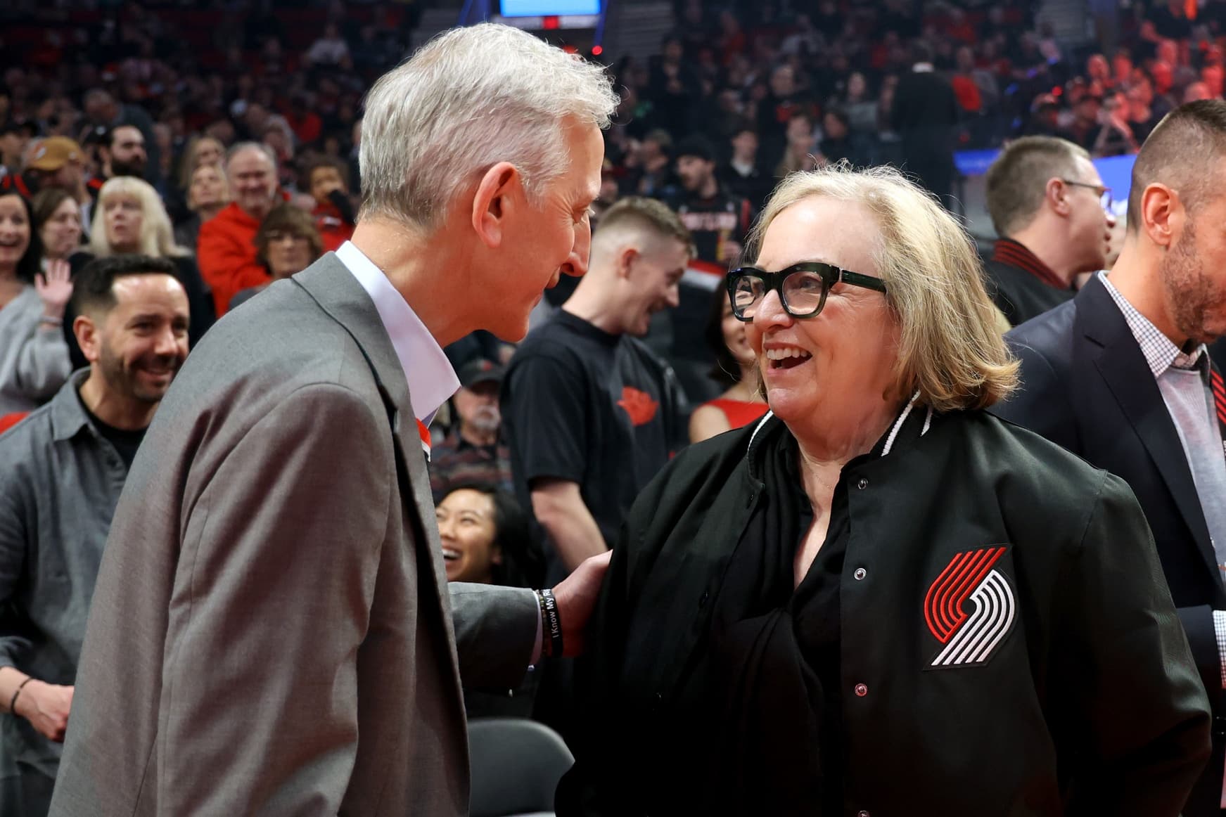 NBA approves Trail Blazers sale to Tom Dundon-led group for $4 billion