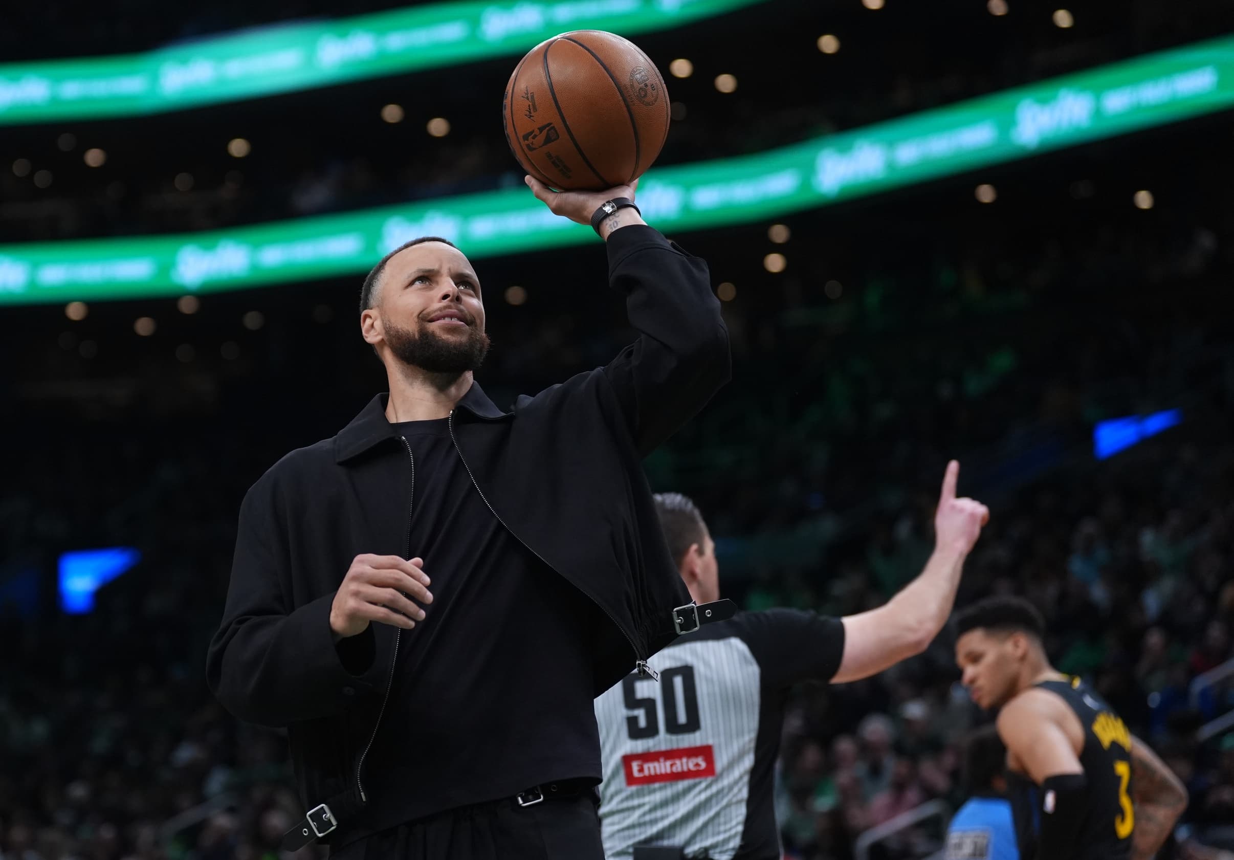Stephen Curry cleared for scrimmage as Warriors star takes major step toward return