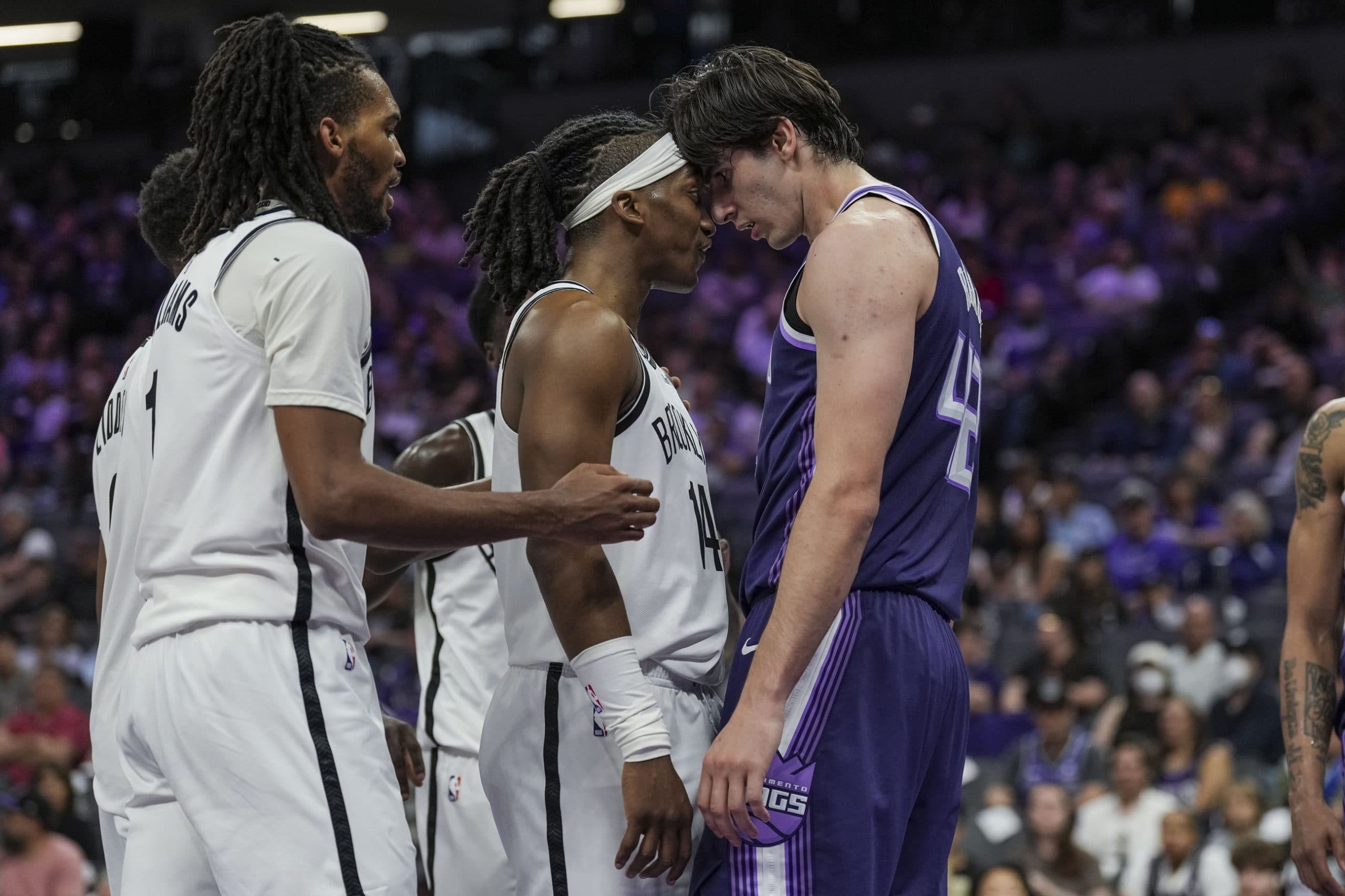 Monk and Raynaud guide the Kings to victory over the Nets
