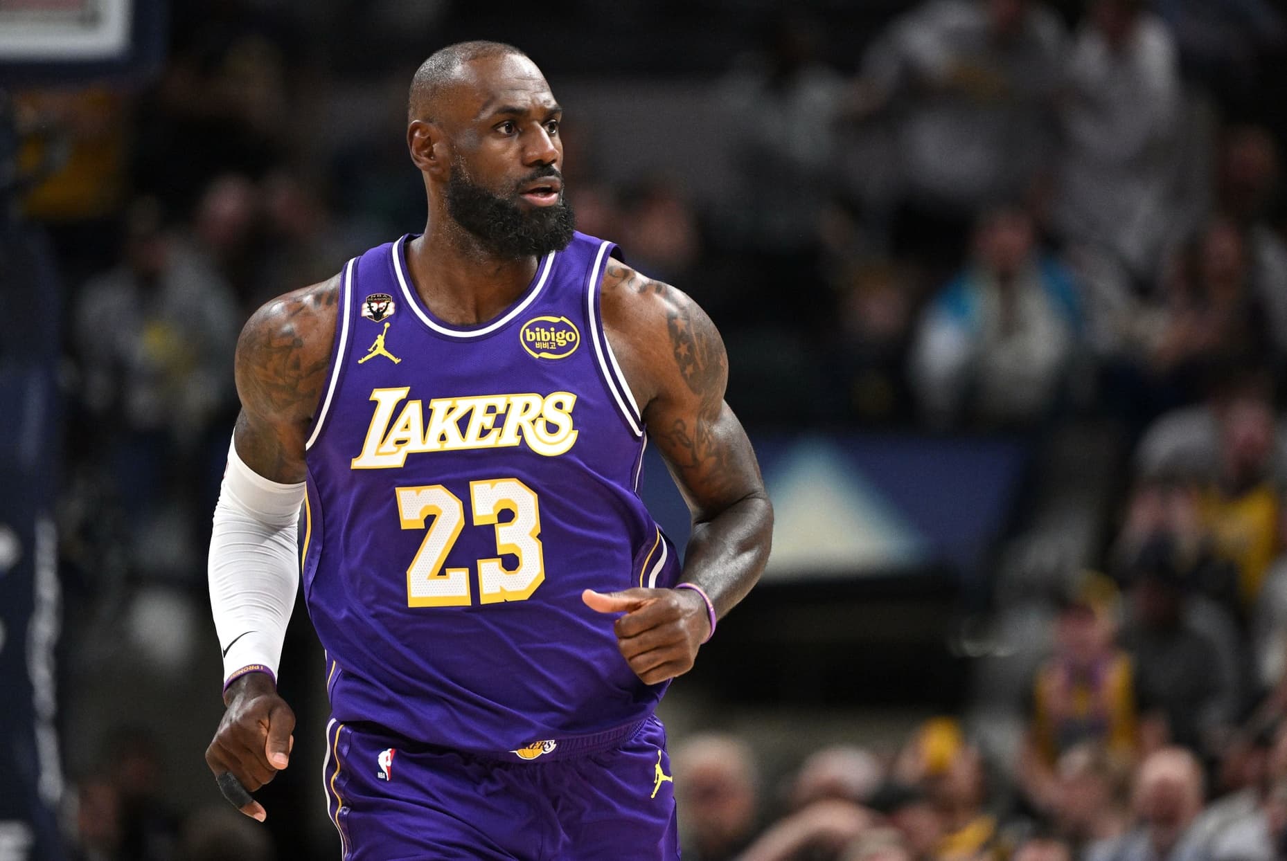 LeBron James Breaks Kareem Abdul-Jabbar’s NBA Win Record