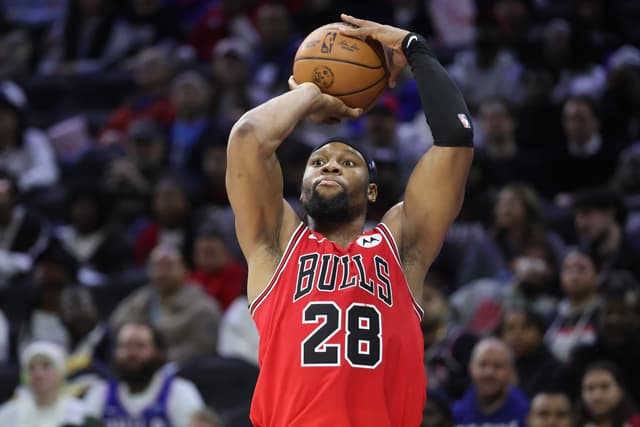 Yabusele and the Bulls crush the Wizards as Coulibaly scores 19