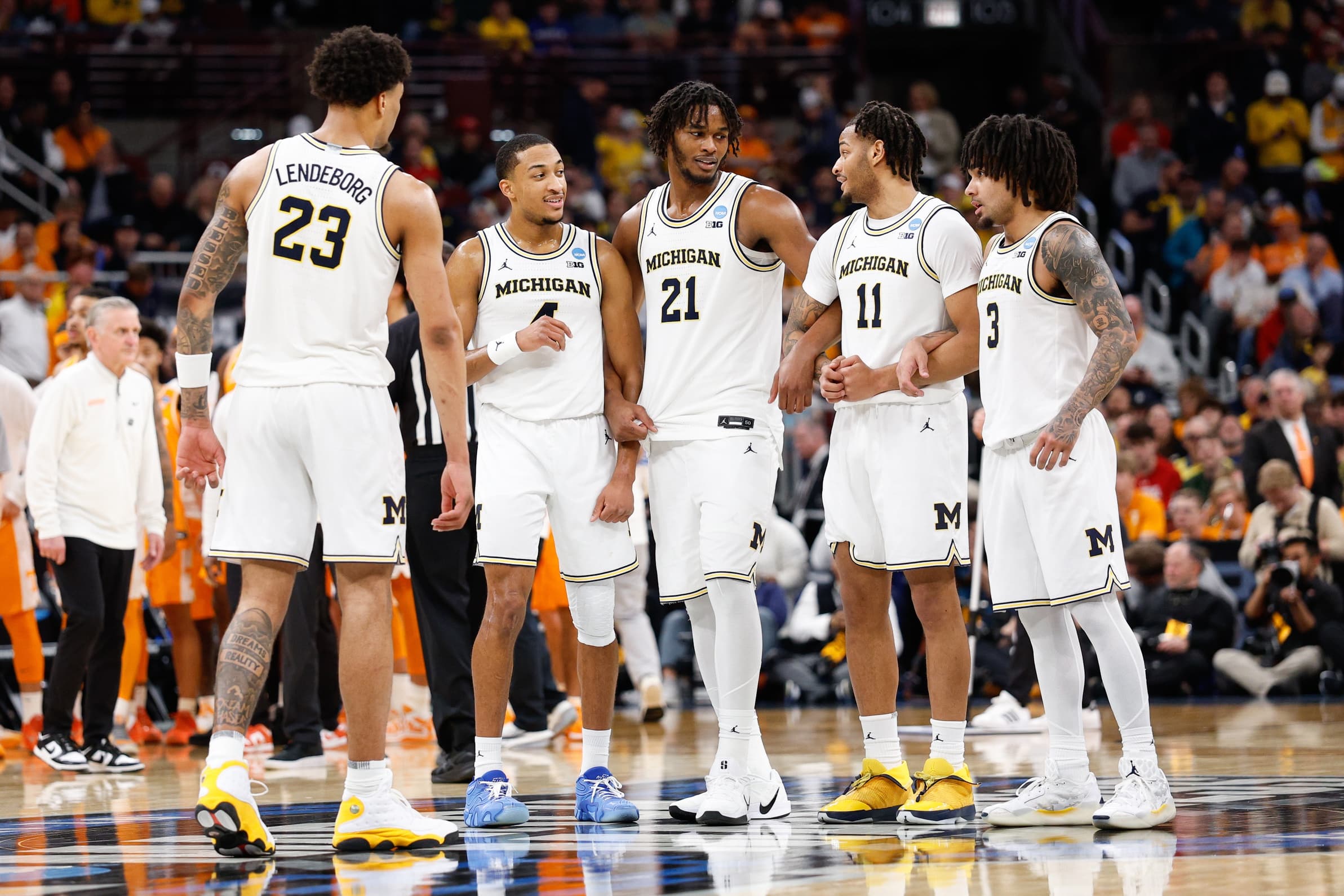 Final Four Preview: UConn-Illinois and Arizona-Michigan Set for Indianapolis Showdown