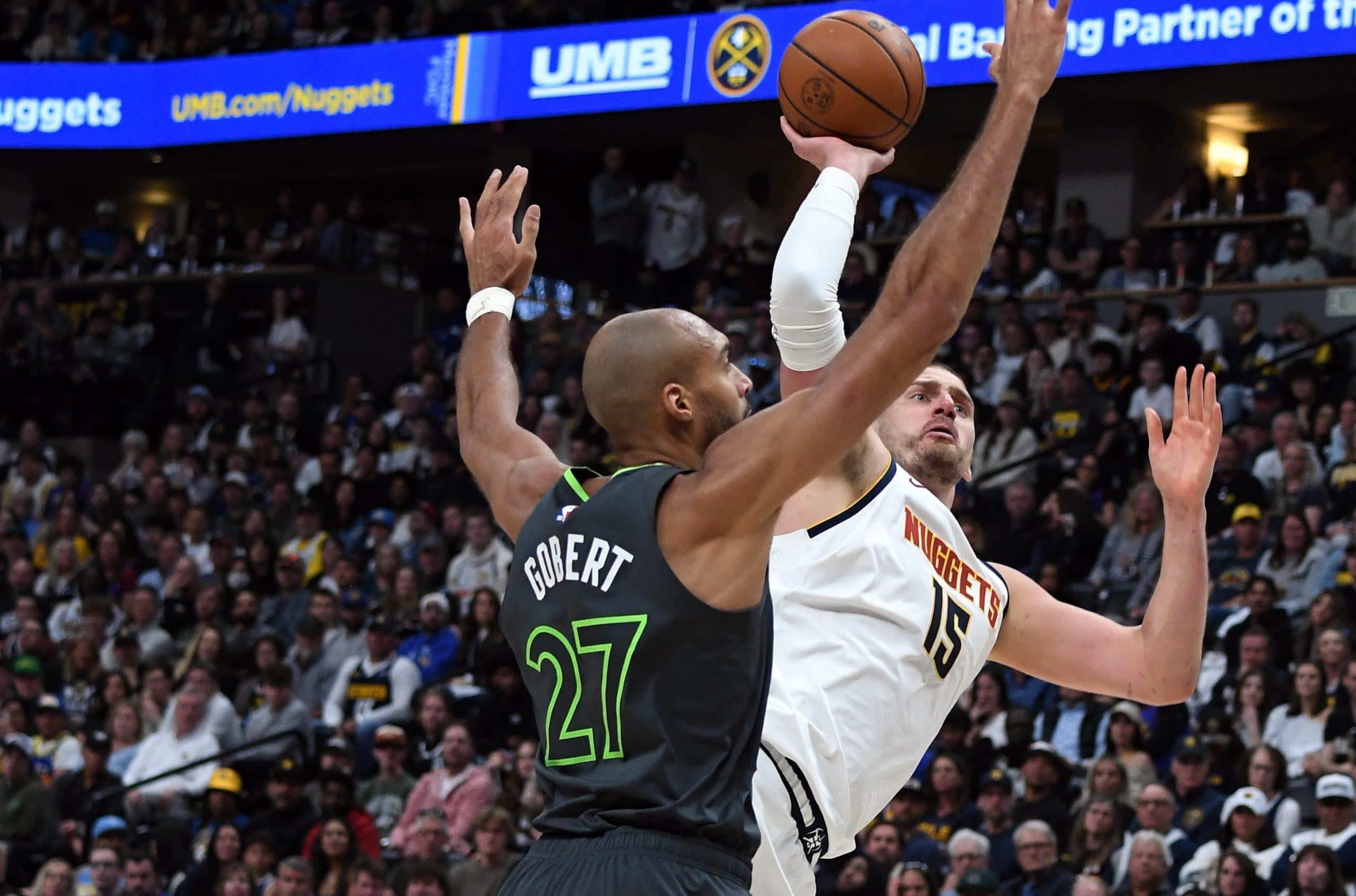 Playoffs: Jamal Murray and Nikola Jokic Lead Denver to Victory in Game 1 Against the Wolves, with a Strong Gobert