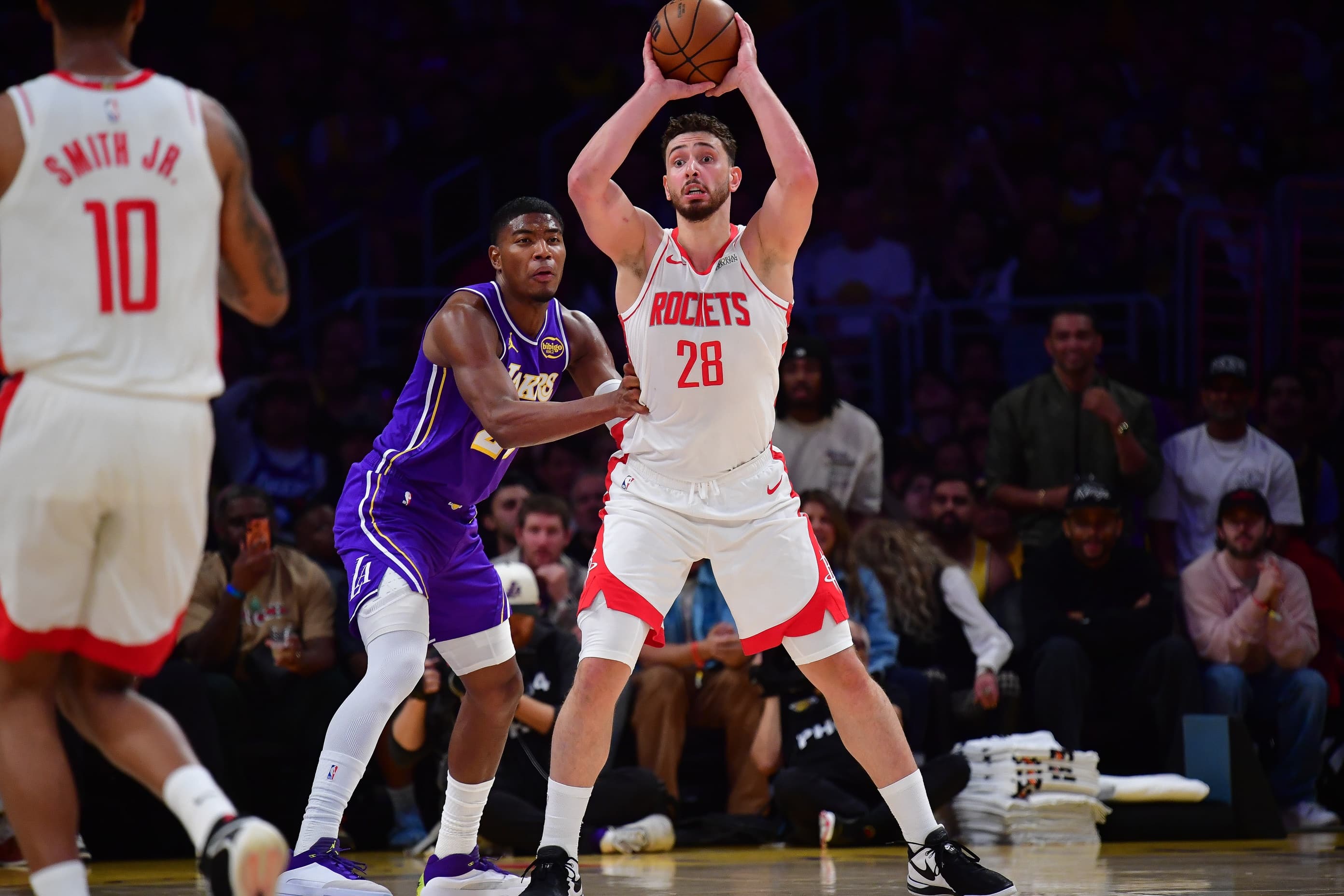 NBA Playoffs: Rockets Force Game 6 with 99-93 Victory Over Lakers, Avoiding Playoff Elimination