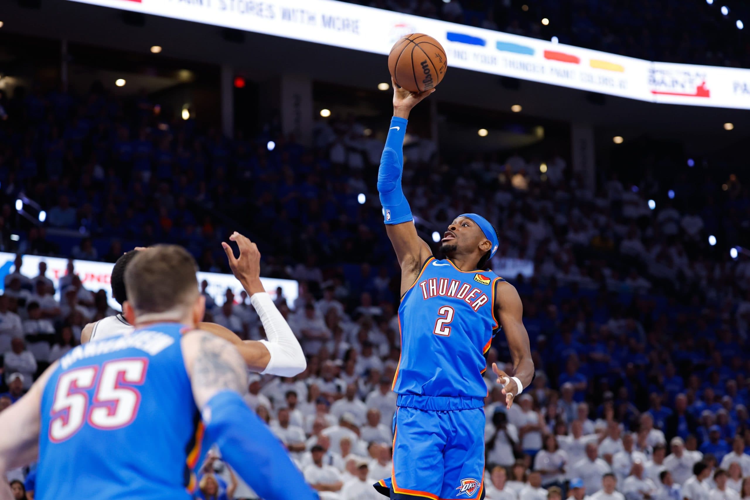 Thunder Take Game 2 Over Spurs 122-113 as Injuries Pile Up for Both Teams