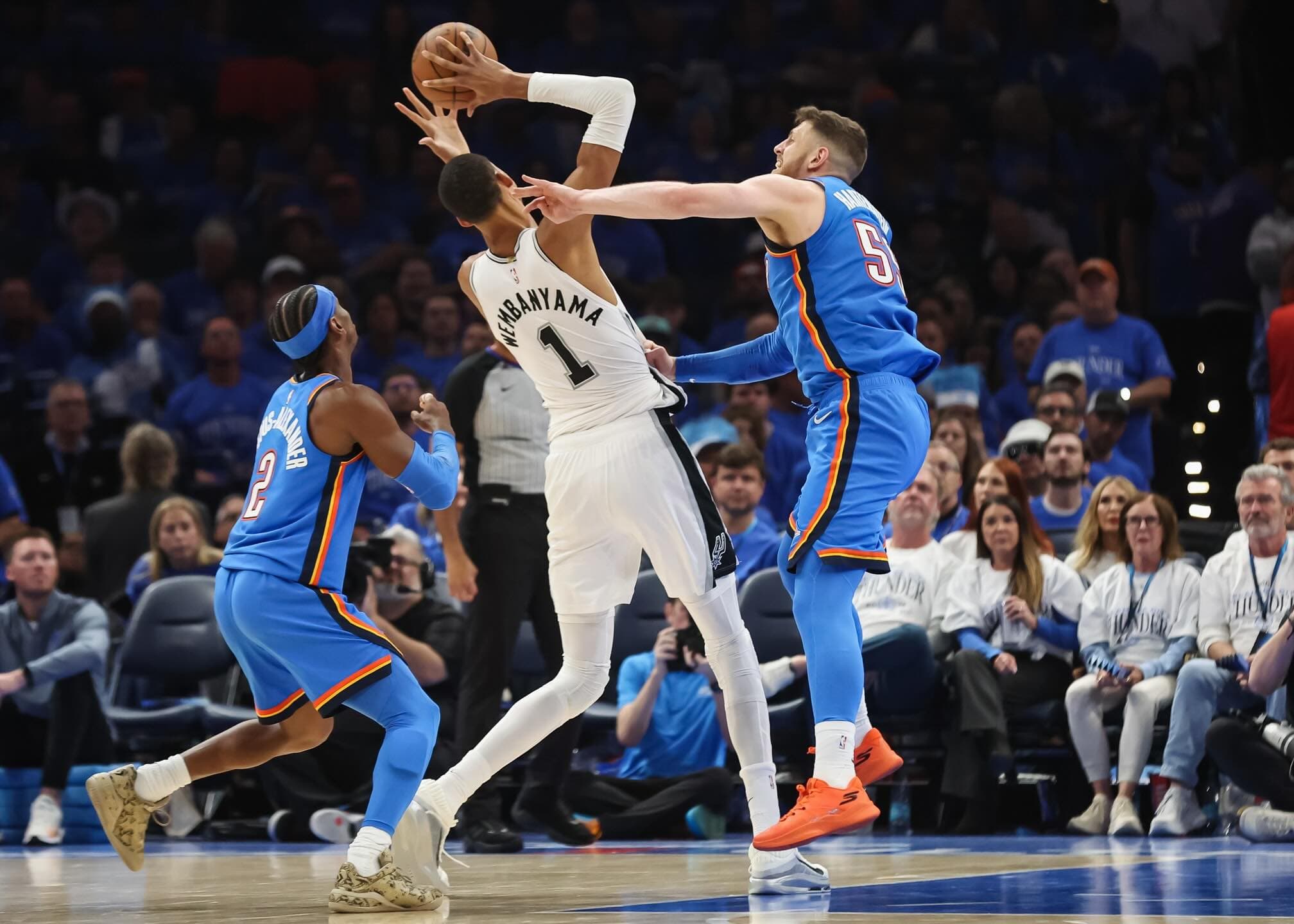 Isaiah Hartenstein at the Center of Controversy After Game 2 Between the Thunder and the Spurs