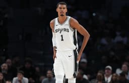 NBA: Preseason-Atlanta Hawks at San Antonio Spurs