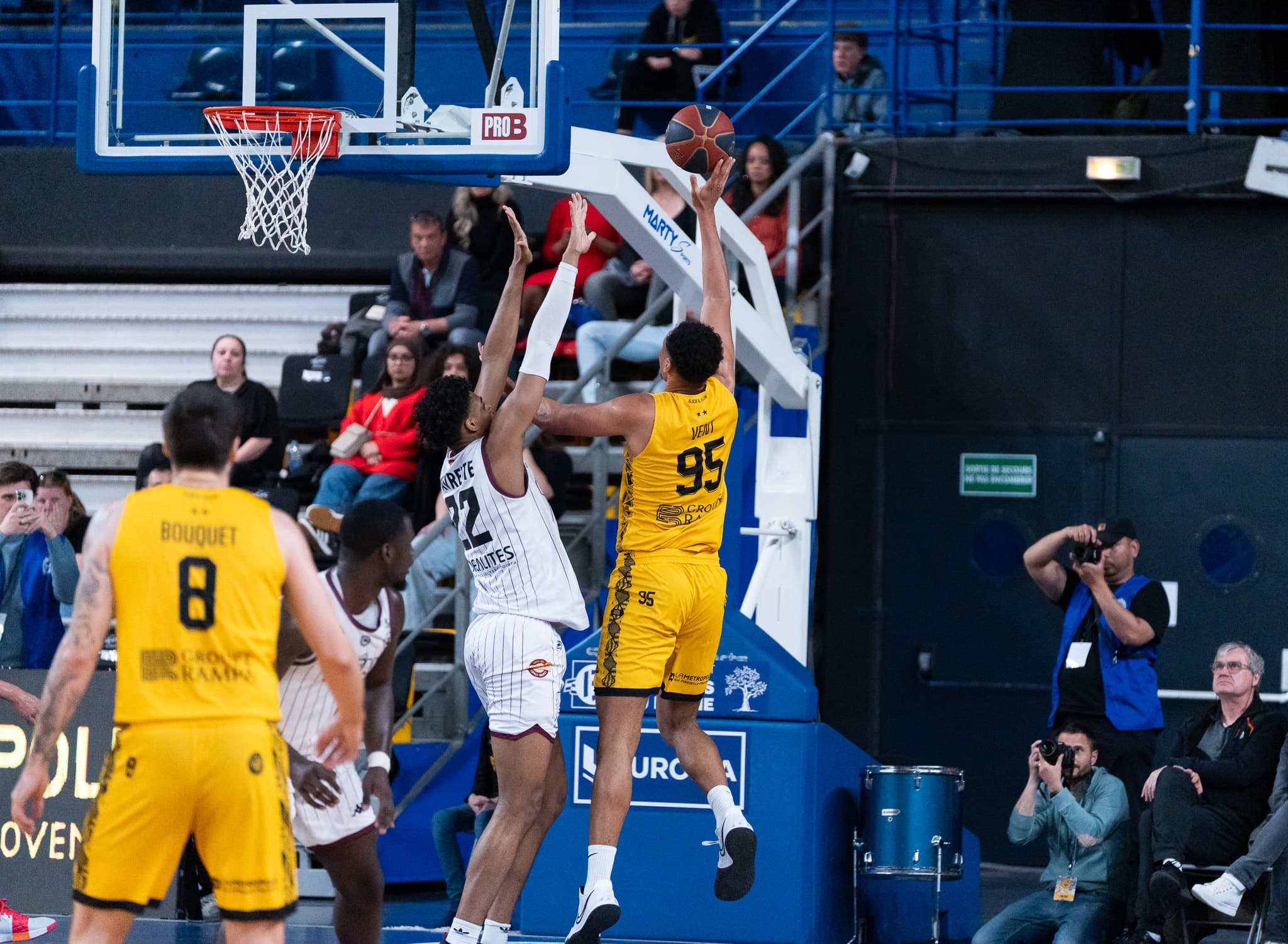 Itβs official, Vincent Vent returns to Orleans