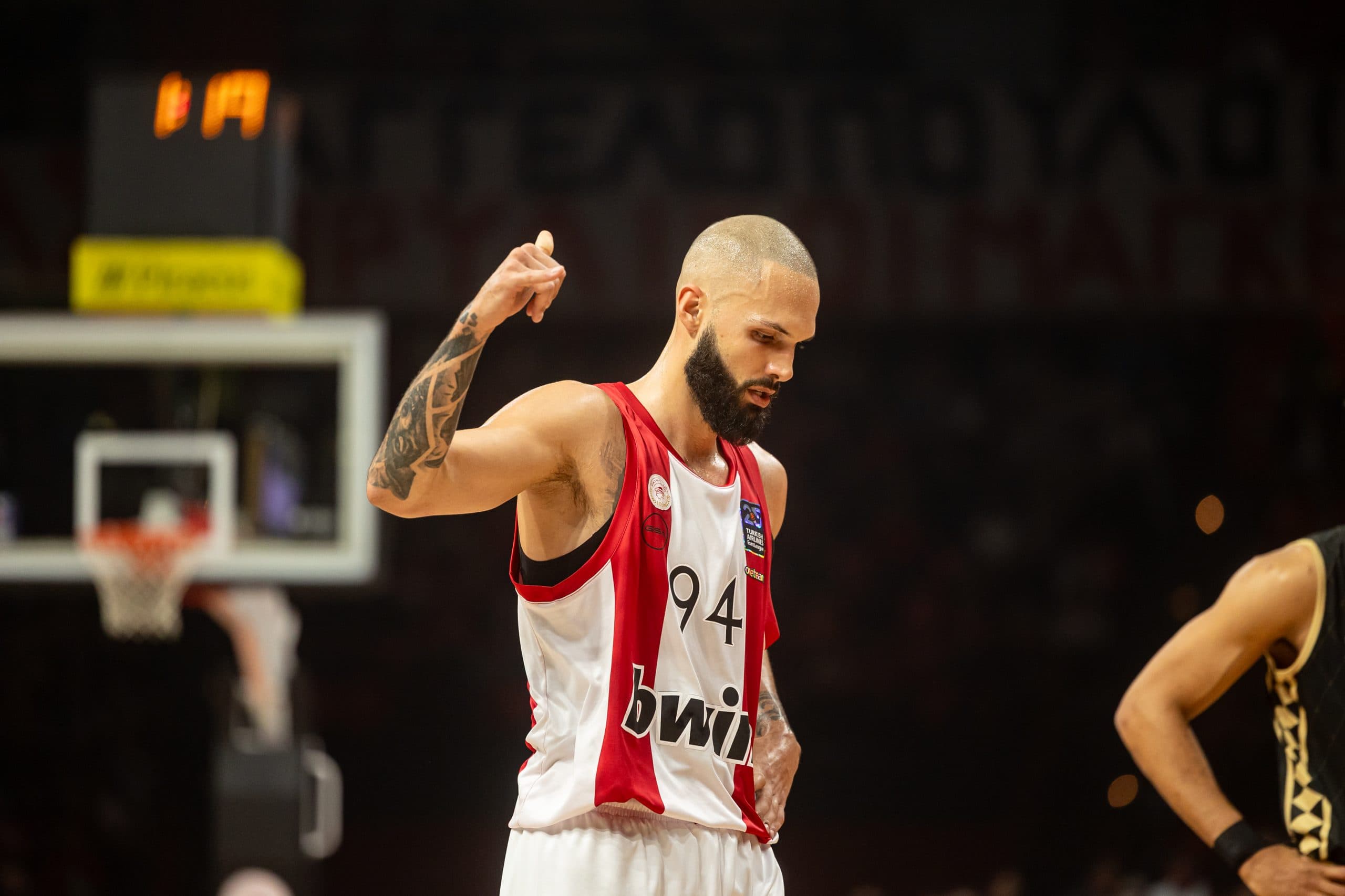 Olympiakos still without Fournier and Fall, Keenan Evans close to debut