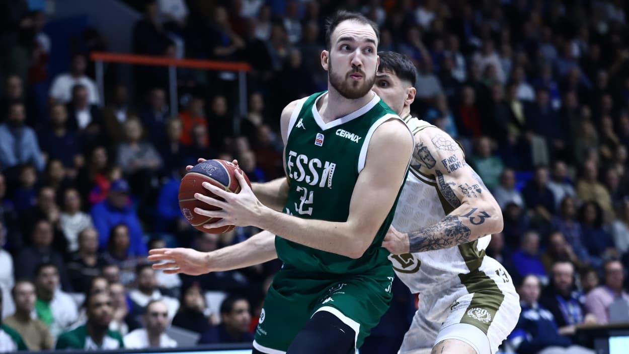 Bastien Vautier scores 14 points at Saint-Quentin Bastien Vautier scores 14 points at Saint-Quentin