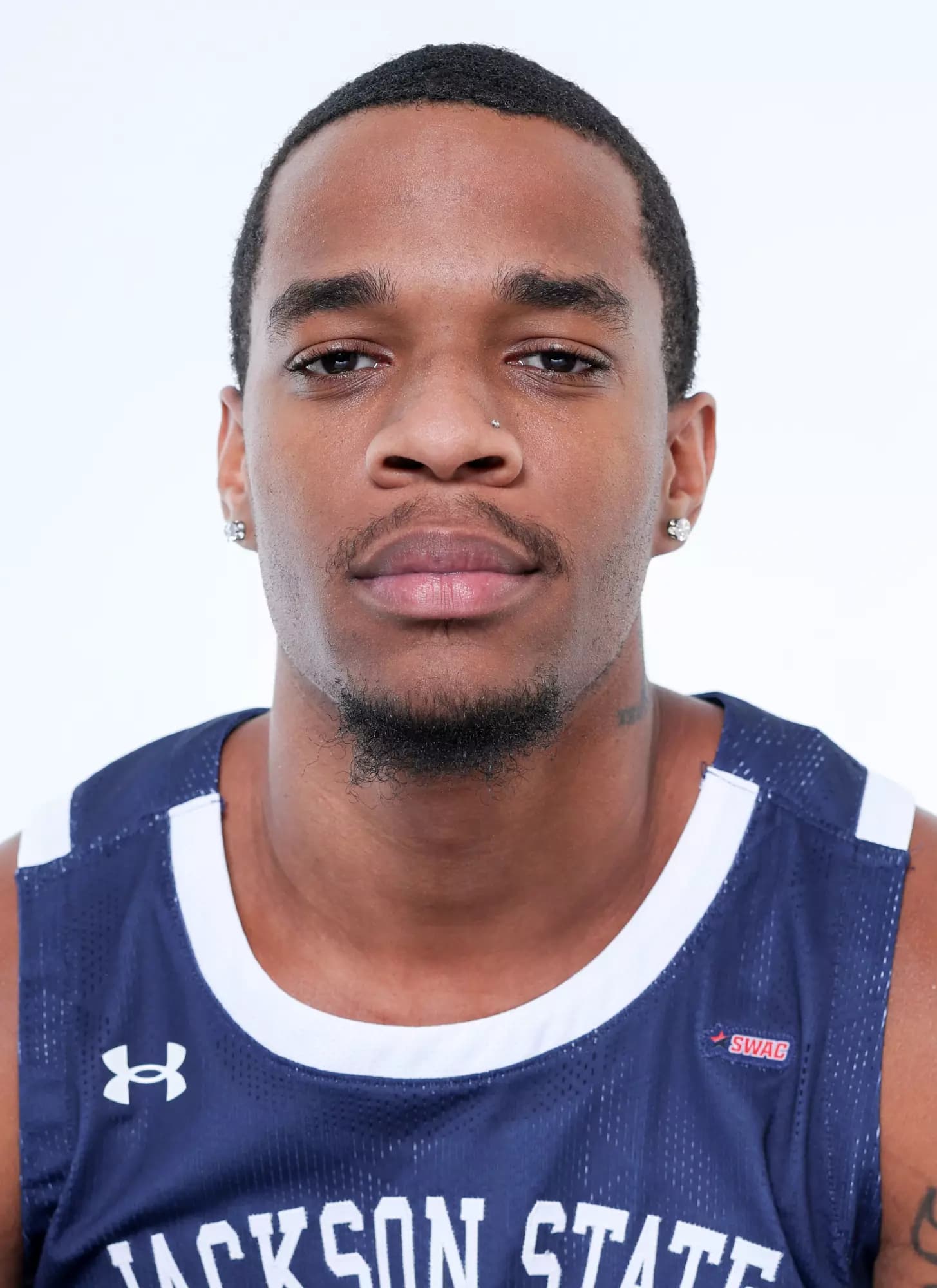 dionjahe_thomas_2025-2026_16-9.webp