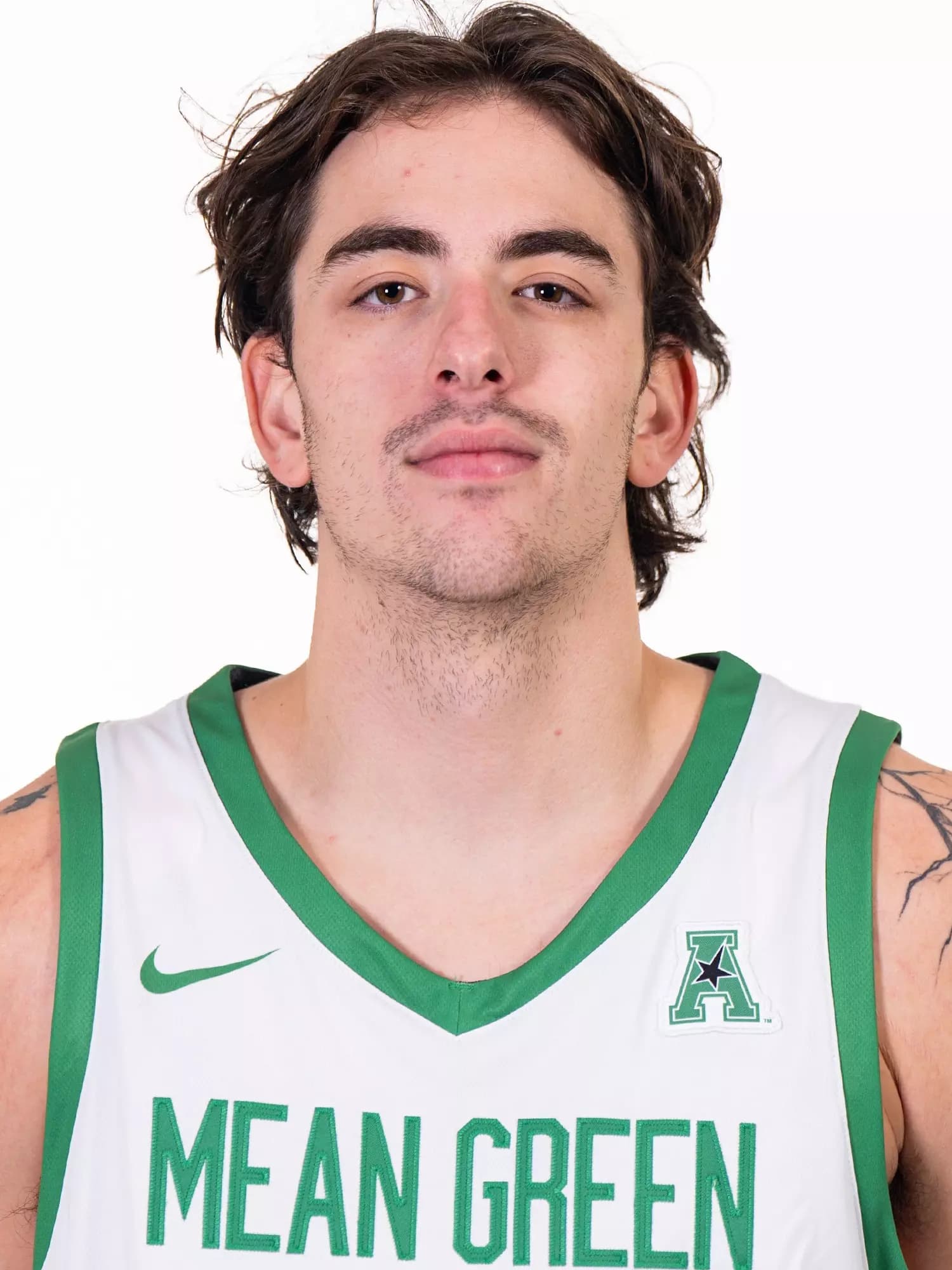 dylan_arnett_2025-2026_16-9.webp