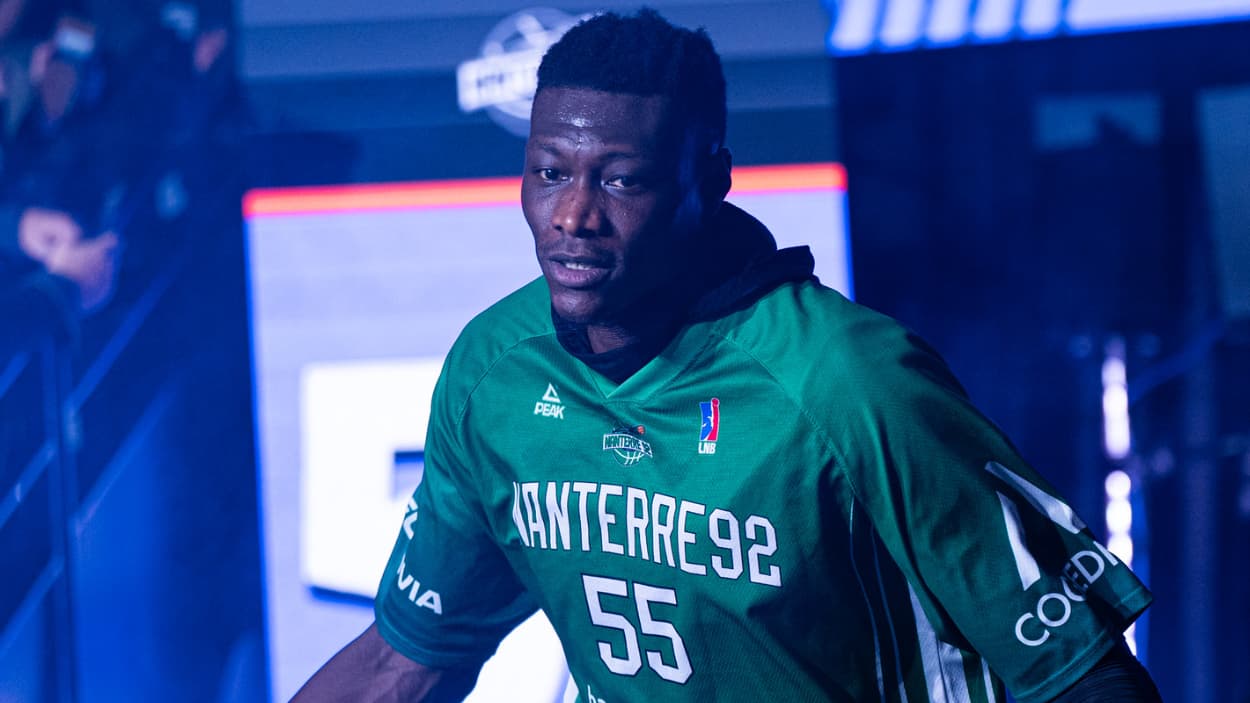 Hamady Ndiaye (Nanterre) against ASVEL Hamady Ndiaye (Nanterre) against ASVEL