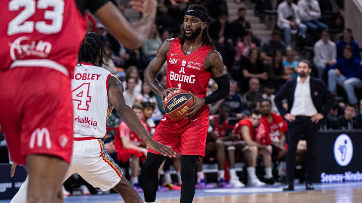 JeQuan Lewis (Bourg-en-Bresse) face à Nancy JeQuan Lewis (Bourg-en-Bresse) face à Nancy