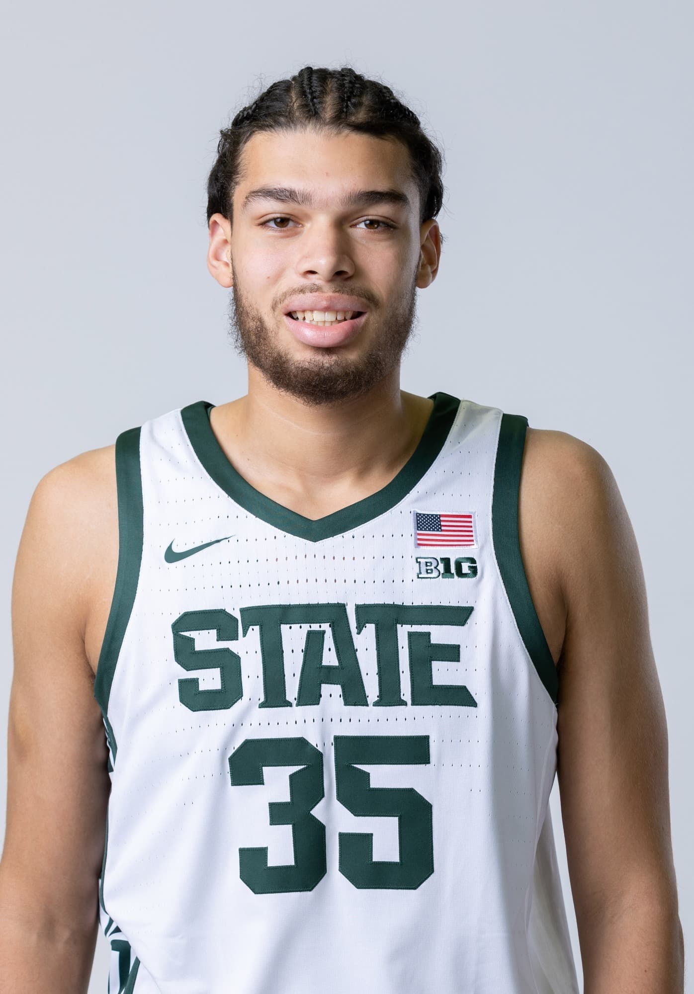 jesse_mcculloch_2025-2026_16-9.jpg