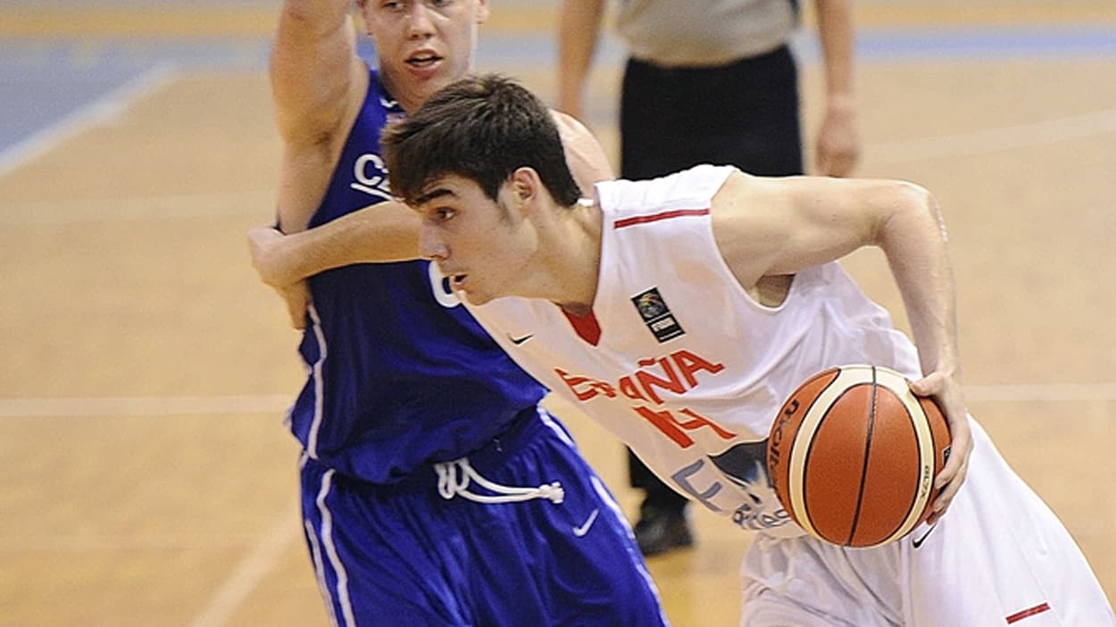 Juancho Hernangomez with Spain's U20 team Juancho Hernangomez with Spain's U20 team
