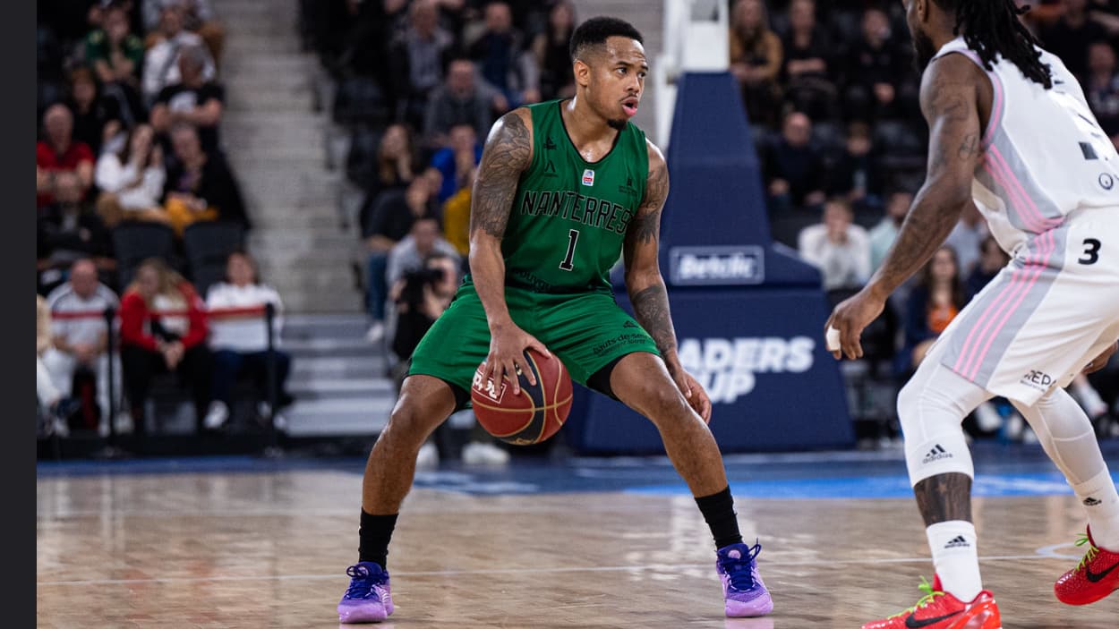 Justin Bibbins (Nanterre) against ASVEL Justin Bibbins (Nanterre) against ASVEL