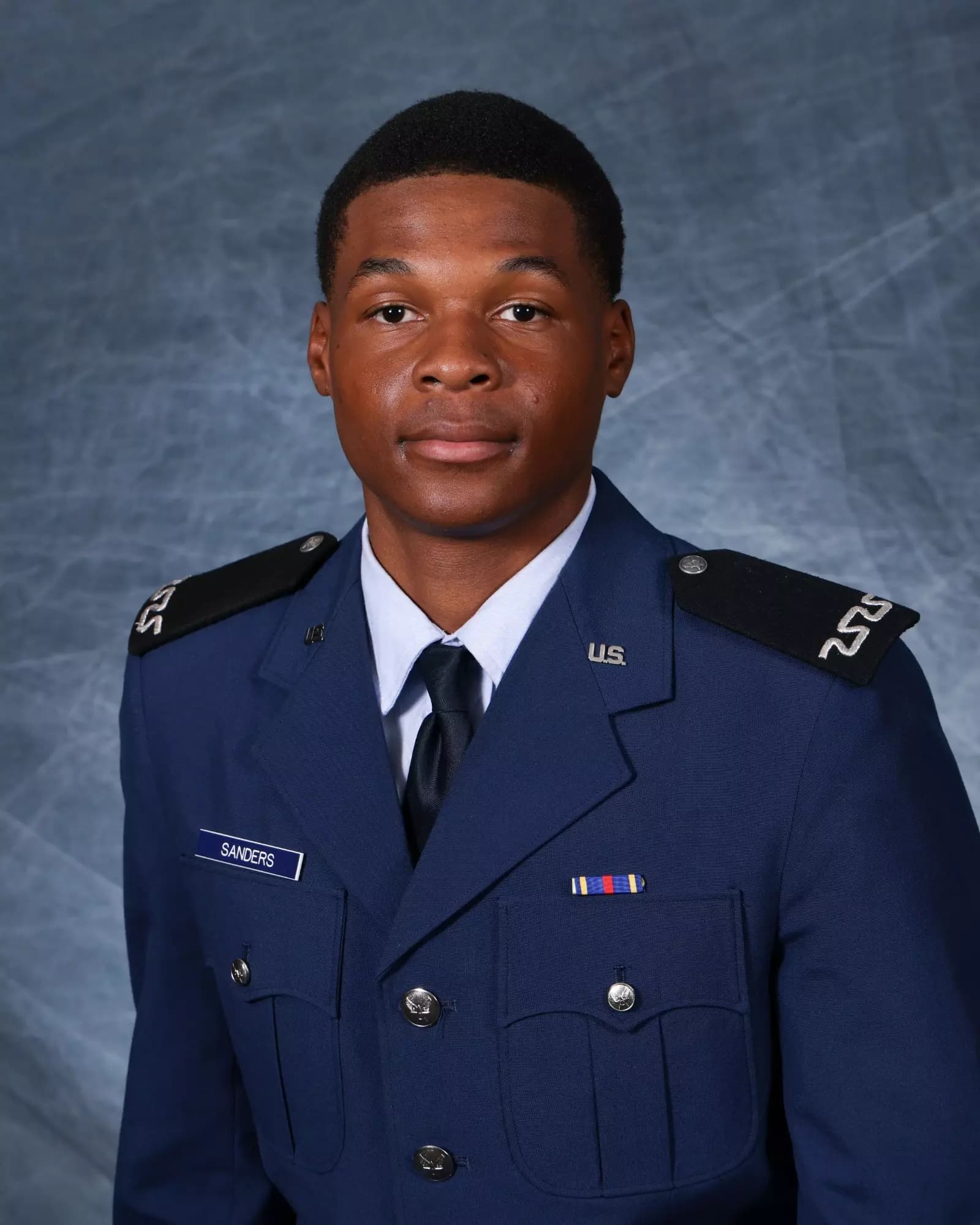 kam_sanders_2025-2026_16-9.webp