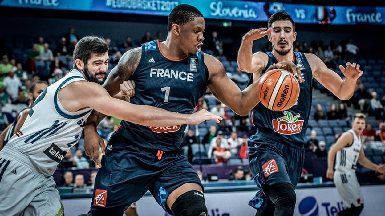 Kevin Seraphin (French national team) dribbling Kevin Seraphin (French national team) dribbling