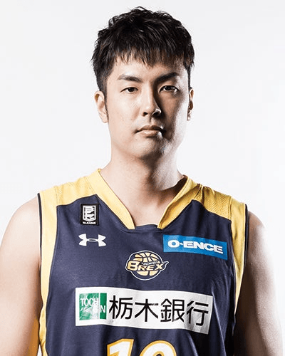 kosuke_takeuchi_2016-2017_16-9.png