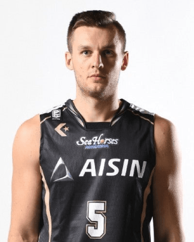 kyle_collinsworth_2020-2021_16-9.png