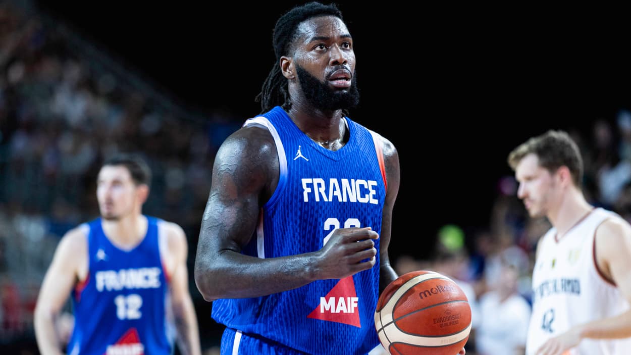 Mathias Lessort (France) at the free-throw line Mathias Lessort (France) at the free-throw line