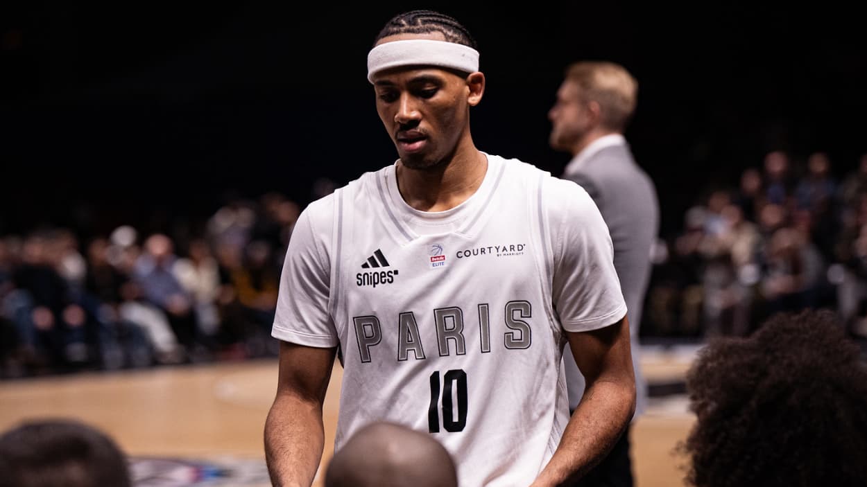 Mehdy Ngouama (Paris Basketball) against ASVEL Mehdy Ngouama (Paris Basketball) against ASVEL