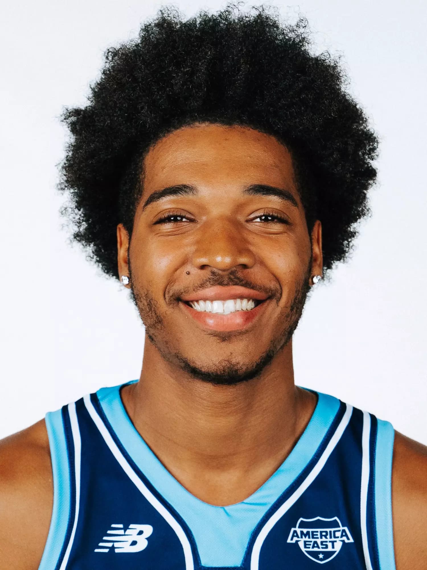 mekhi_gray_2025-2026_16-9.webp