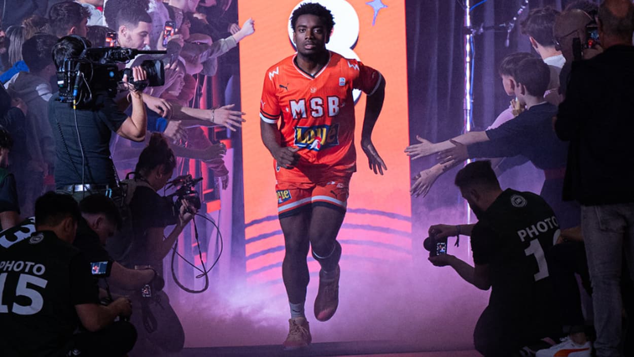 Osahon Obasohan (Le Mans) at the team presentation Osahon Obasohan (Le Mans) at the team presentation