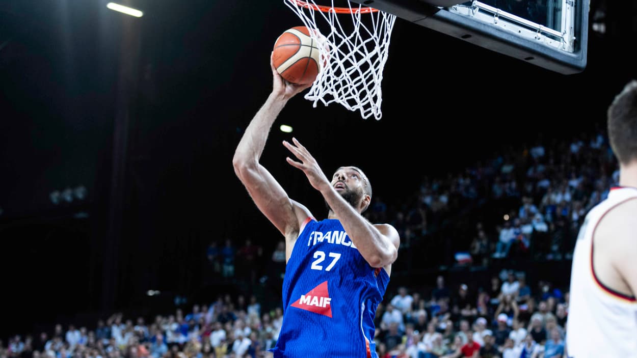 Rudy Gobert (France) going for a layup Rudy Gobert (France) going for a layup