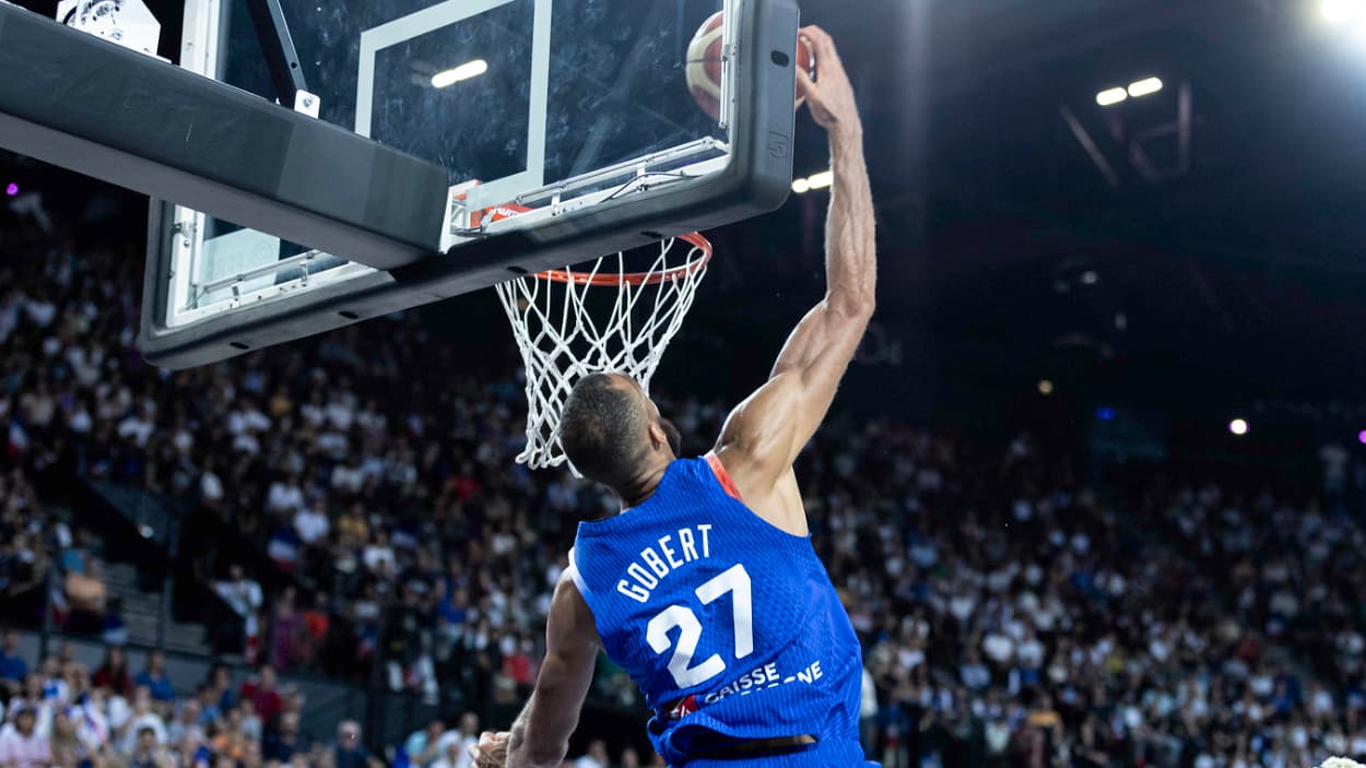 Rudy Gobert (France) dunking Rudy Gobert (France) dunking
