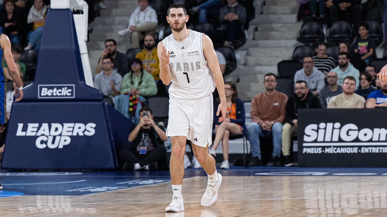 Sebastian Herrera (Paris Basketball) after a 3-pointer against Saint-Quentin Sebastian Herrera (Paris Basketball) after a 3-pointer against Saint-Quentin